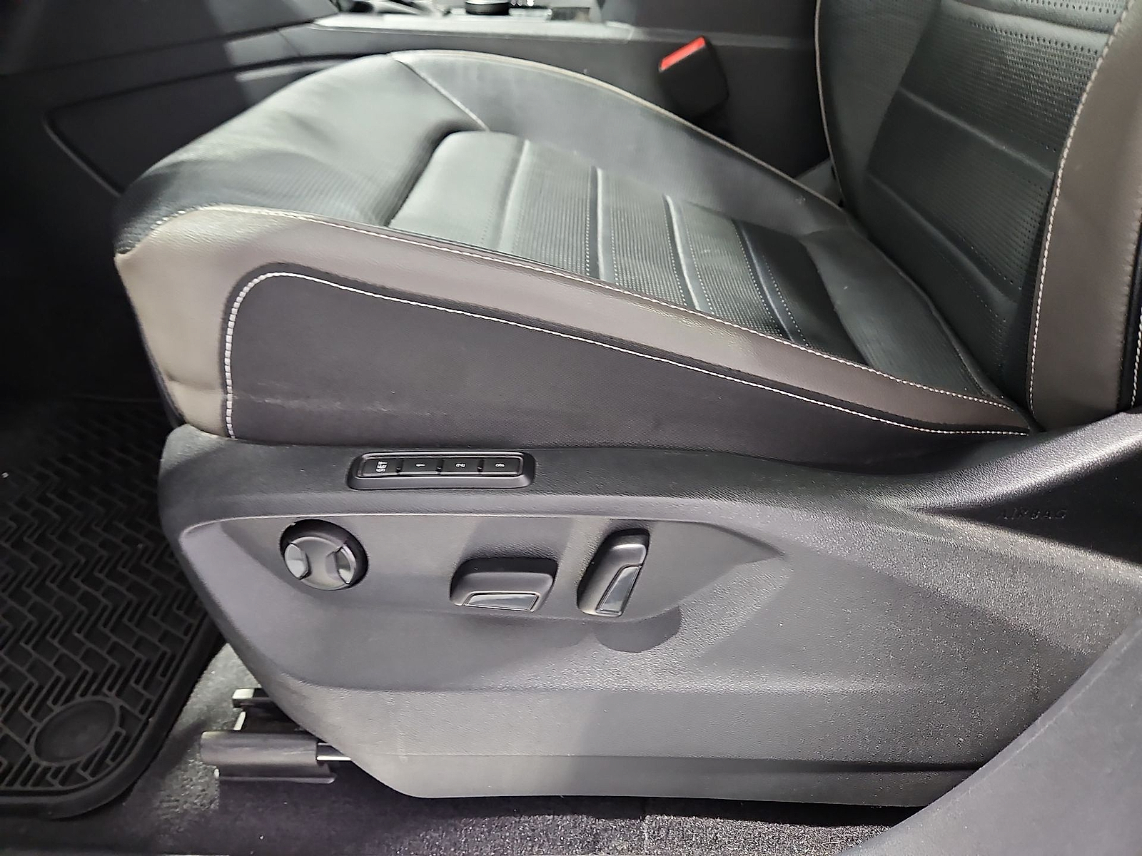 2022 Volkswagen Atlas 3.6L V6 SEL Premium R-Line Deep Black at Bobby Duby Motors