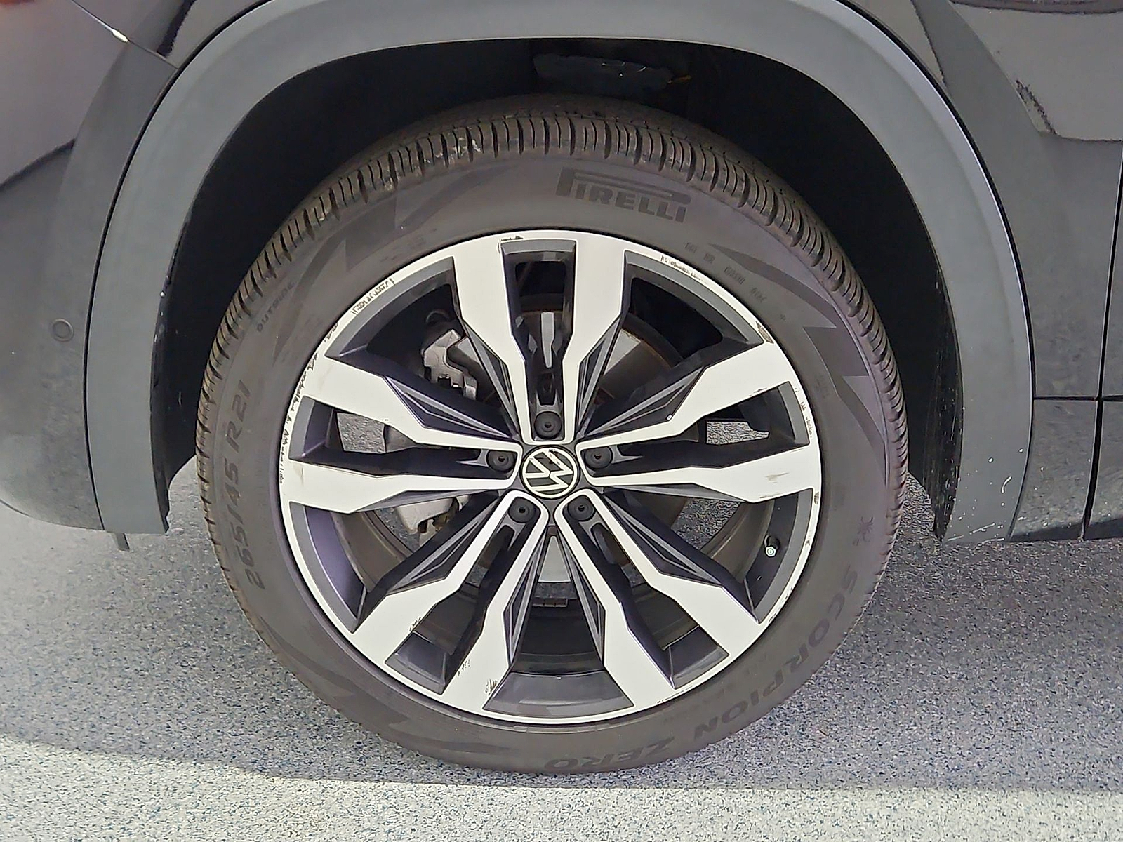 2022 Volkswagen Atlas 3.6L V6 SEL Premium R-Line Deep Black at Bobby Duby Motors