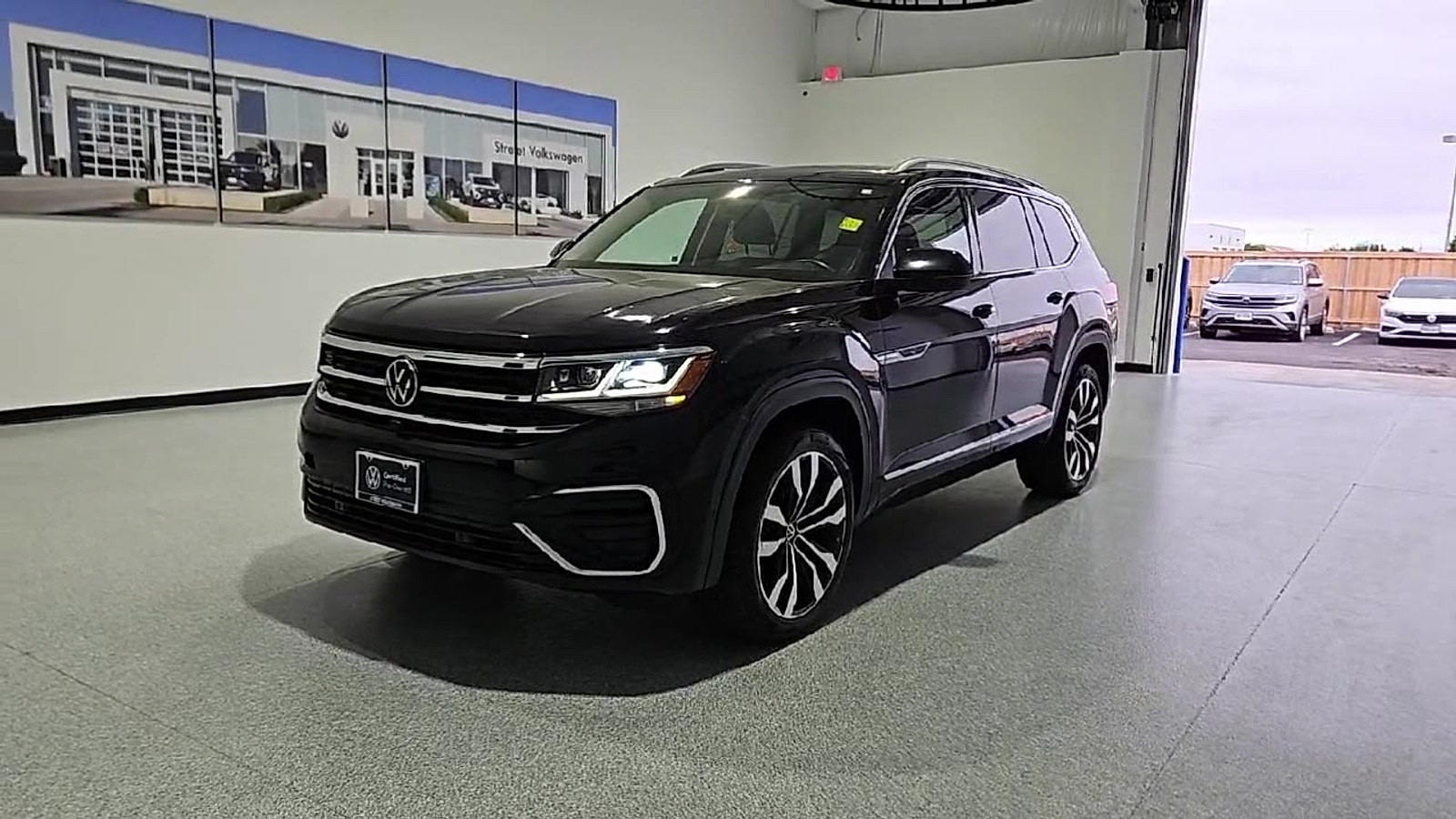 2022 Volkswagen Atlas 3.6L V6 SEL Premium R-Line Deep Black at Bobby Duby Motors