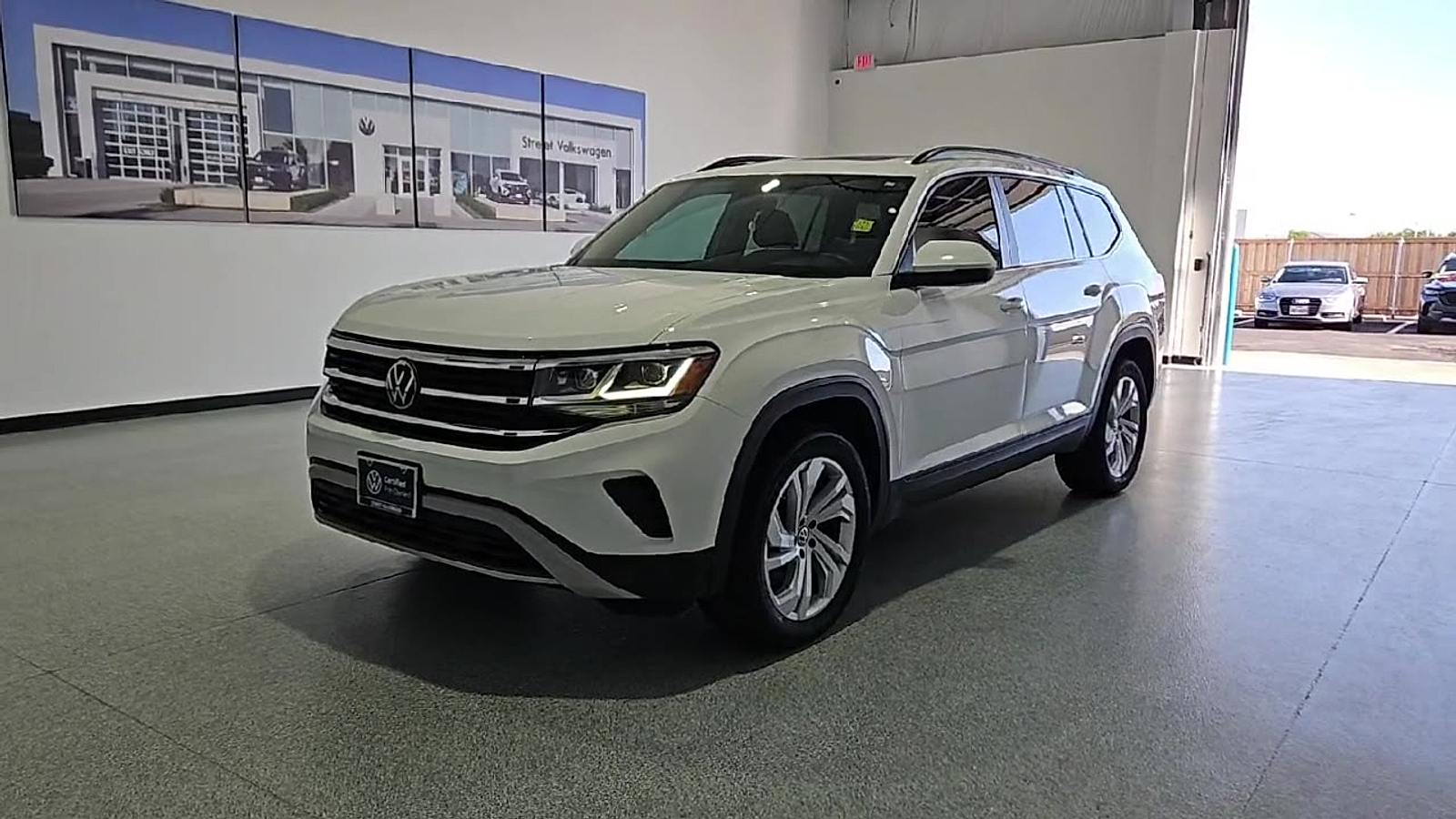 2023 Volkswagen Atlas 3.6L V6 SE w/Technology Pure White at Street VW of Amarillo