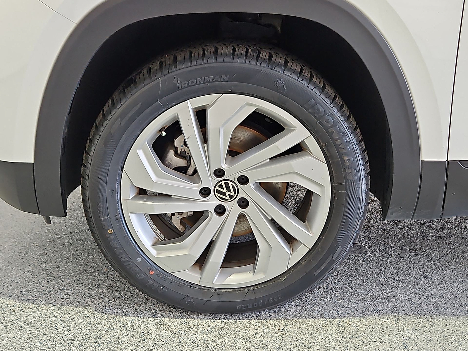 2023 Volkswagen Atlas 3.6L V6 SE w/Technology Pure White at Street VW of Amarillo