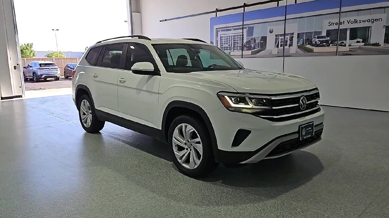 2023 Volkswagen Atlas 3.6L V6 SE w/Technology Pure White at Street VW of Amarillo