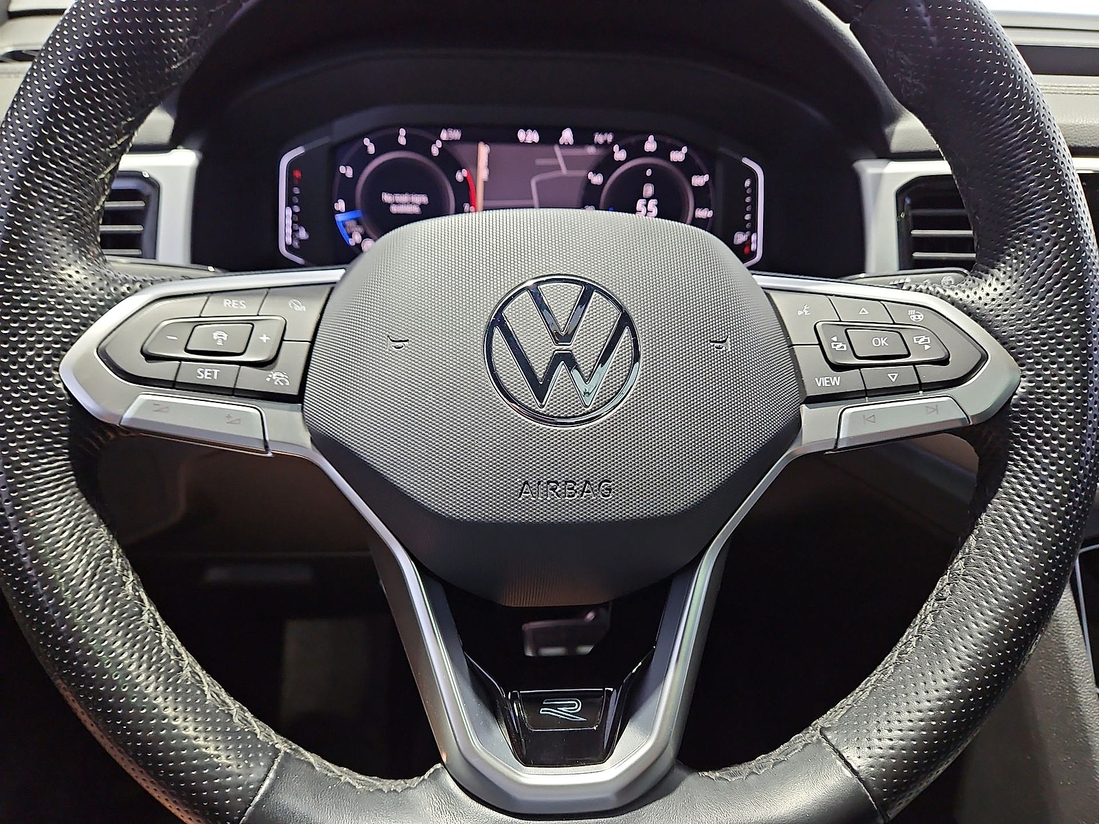 2022 Volkswagen Atlas Cross Sport 3.6L V6 SEL R-Line Deep Black at Street VW of Amarillo