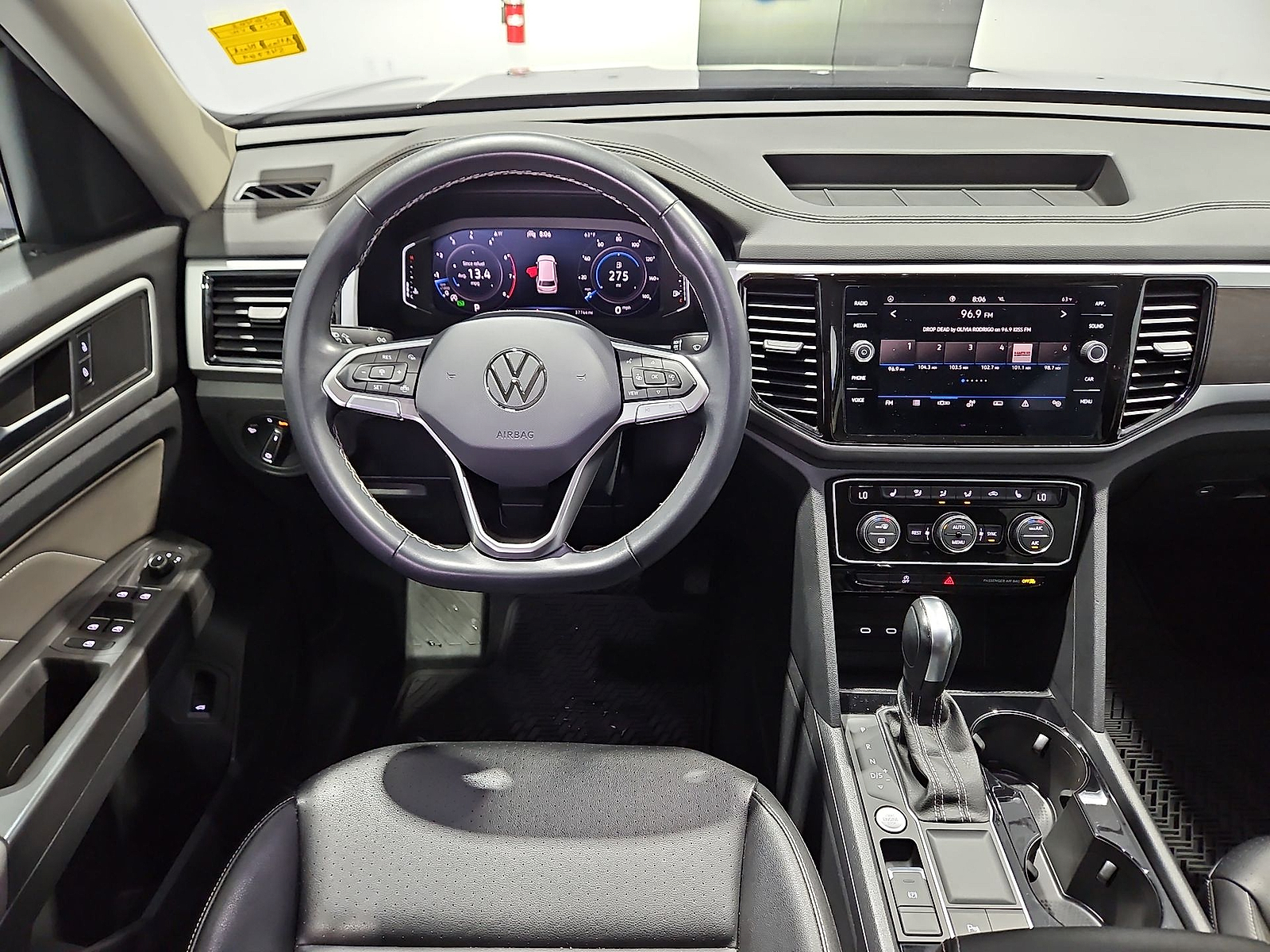 2023 Volkswagen Atlas 3.6L V6 SE w/Technology Deep Black at Street VW of Amarillo