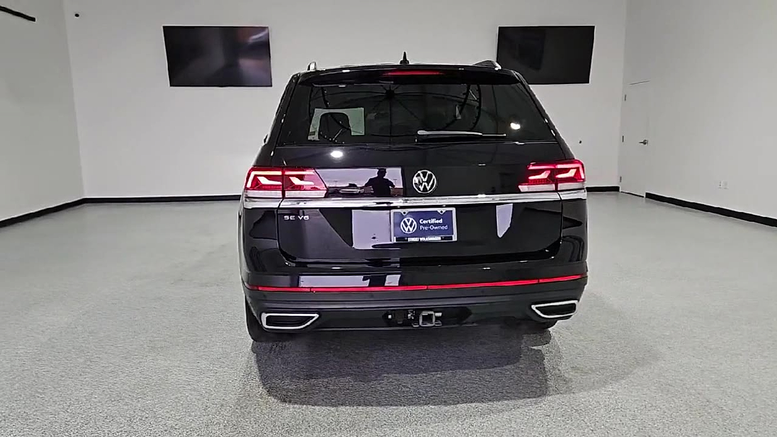 2023 Volkswagen Atlas 3.6L V6 SE w/Technology Deep Black at Street VW of Amarillo