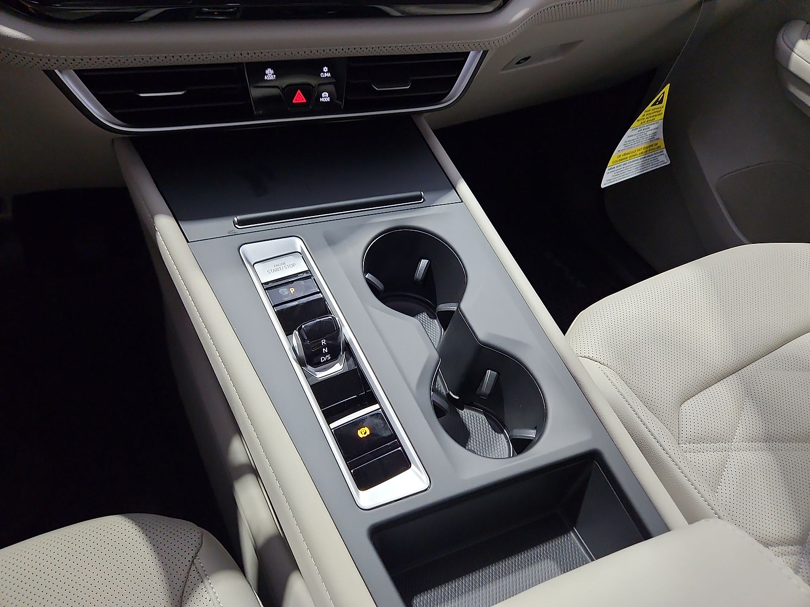 2026 Volkswagen Atlas SE Deep Black Pearl at Street VW of Amarillo