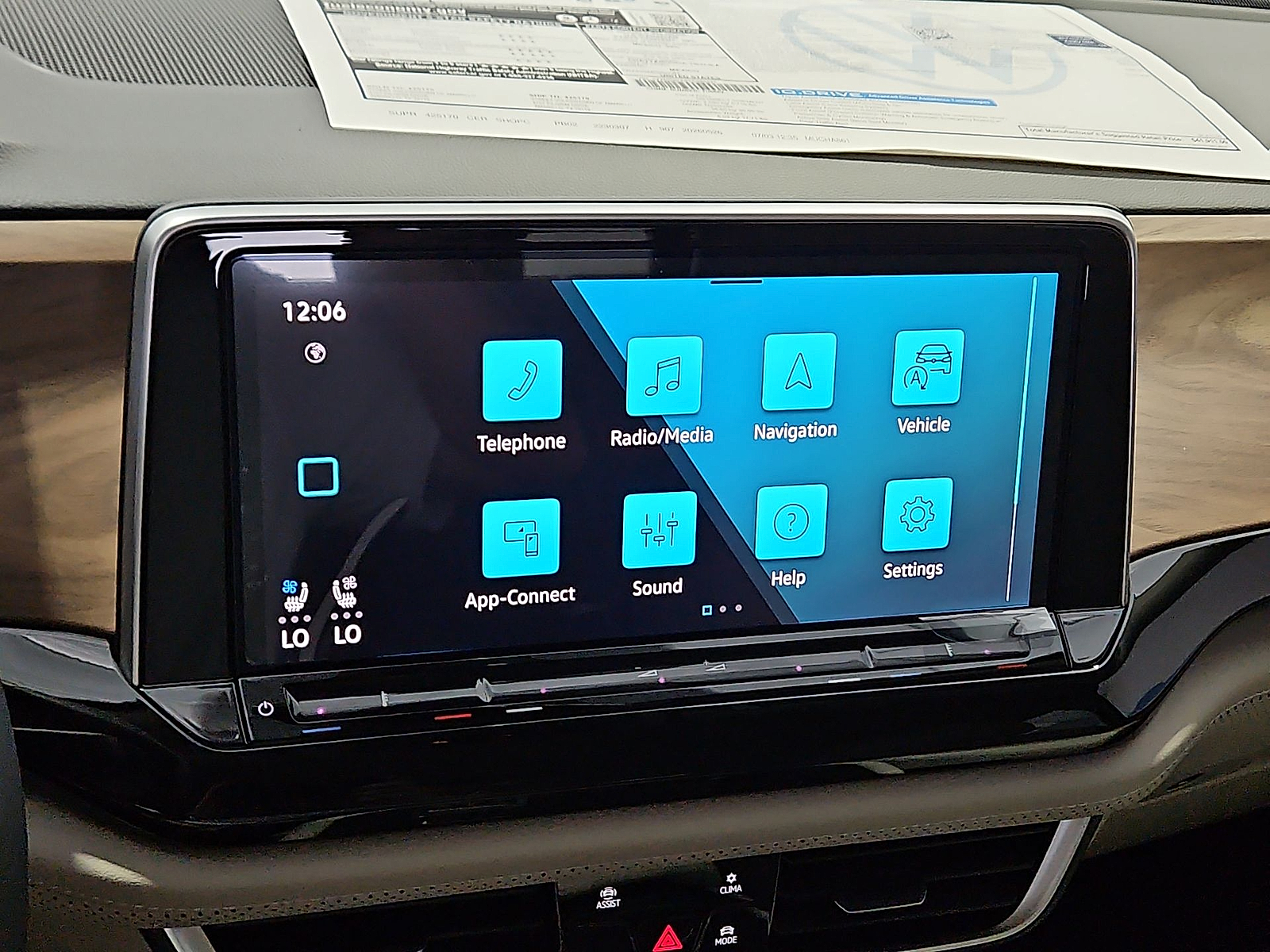 2026 Volkswagen Atlas SE Deep Black Pearl at Street VW of Amarillo