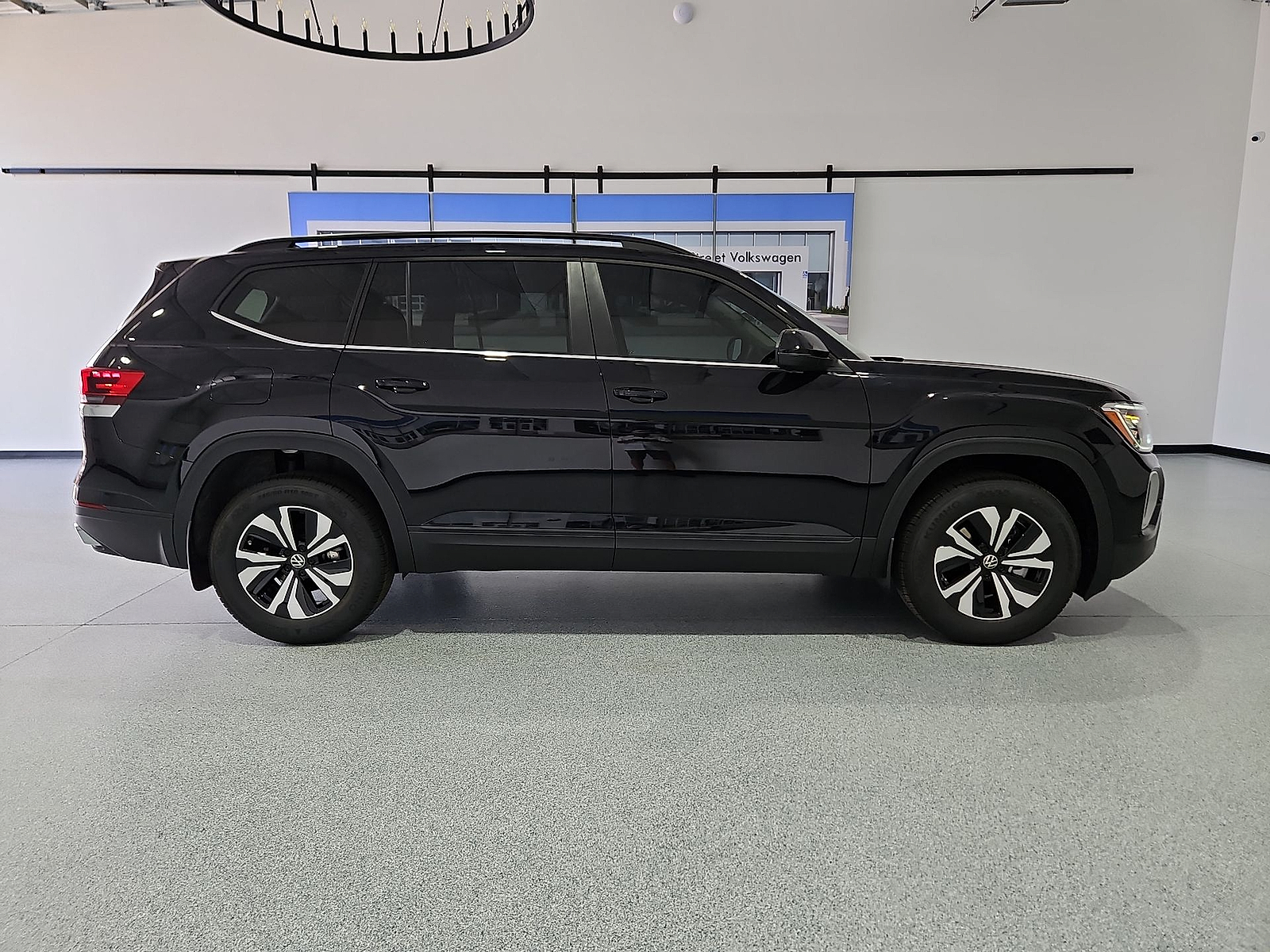 2026 Volkswagen Atlas SE Deep Black Pearl at Street VW of Amarillo