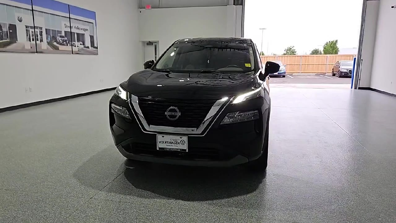 2023 Nissan Rogue SV FWD - 2