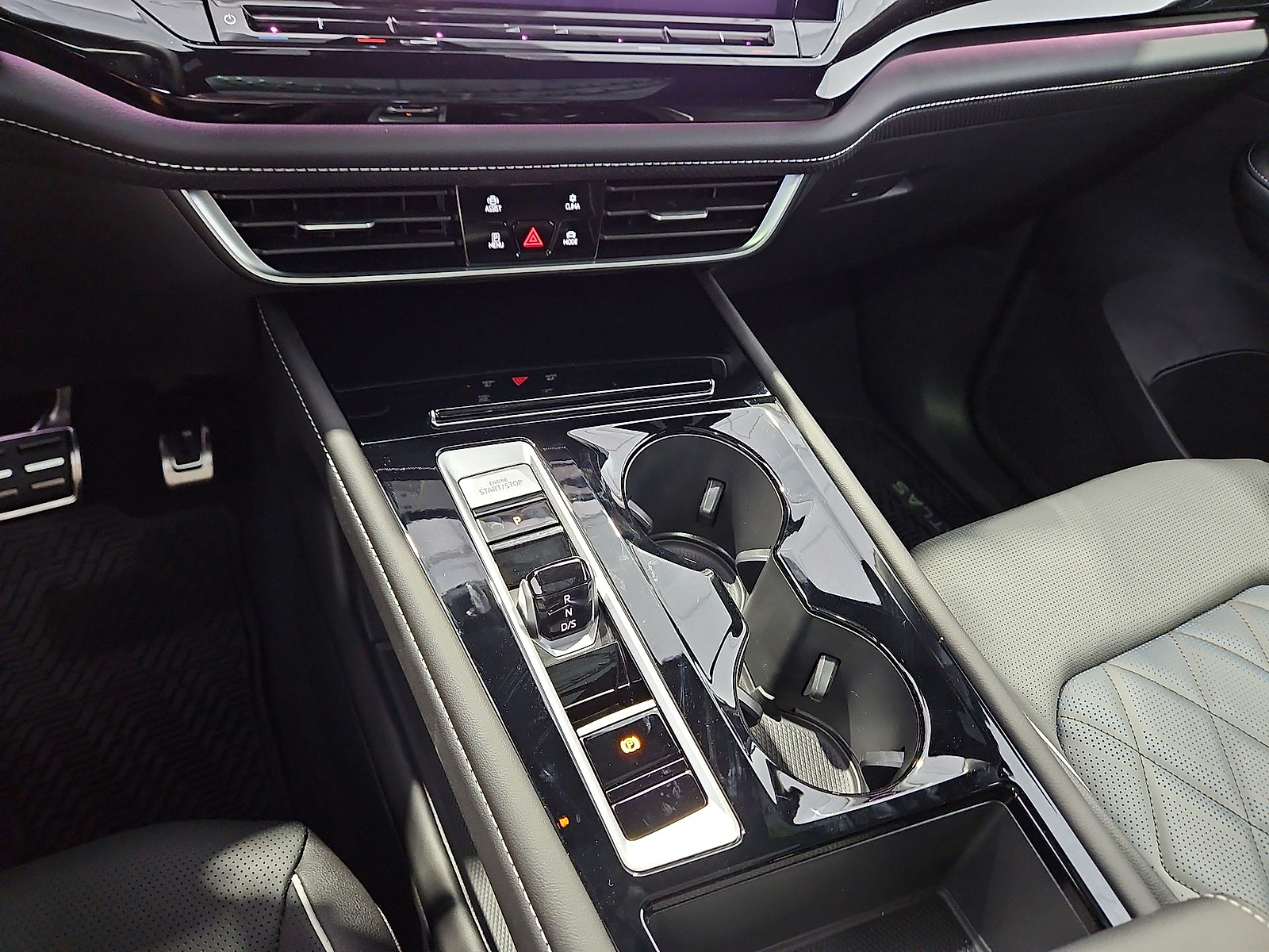 2026 Volkswagen Atlas Cross Sport photo 22 of 22
