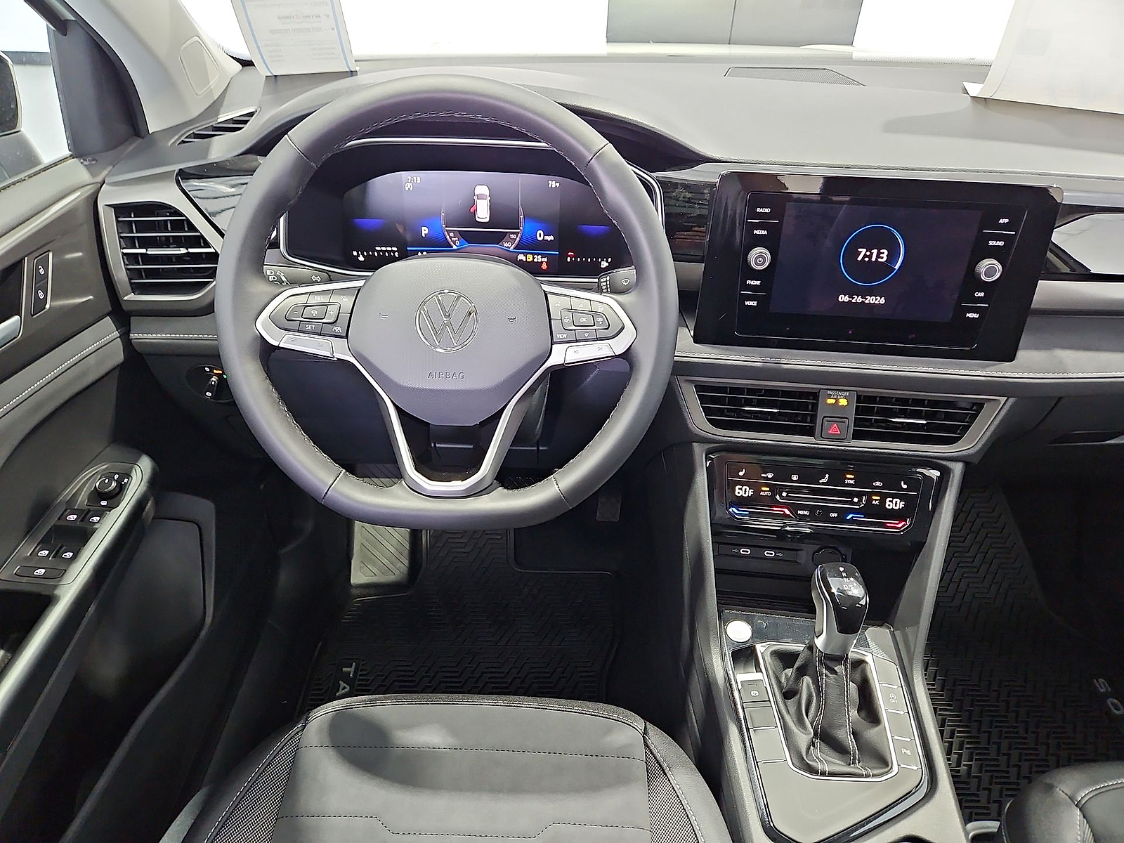 2026 Volkswagen Taos SE Black Pure White w/Deep Blk Rf at Street VW of Amarillo
