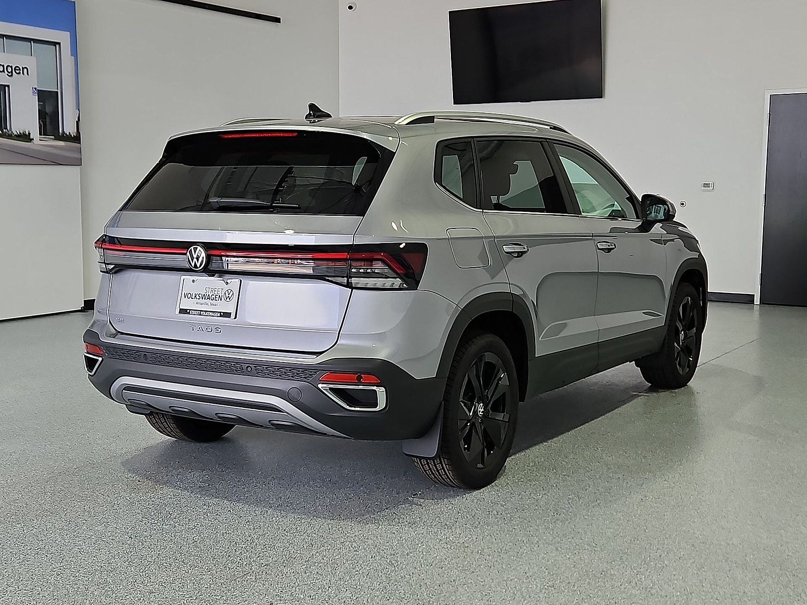 2026 Volkswagen Taos SE Pyrite Silver Metallic at Street VW of Amarillo