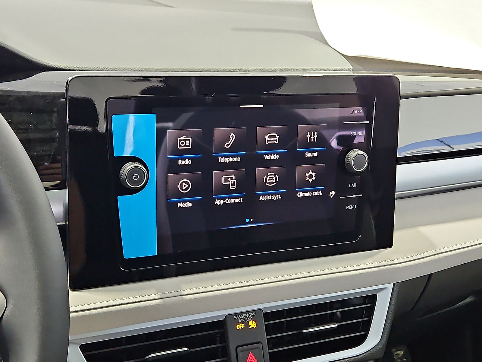2026 Volkswagen Taos SE Pyrite Silver Metallic at Street VW of Amarillo