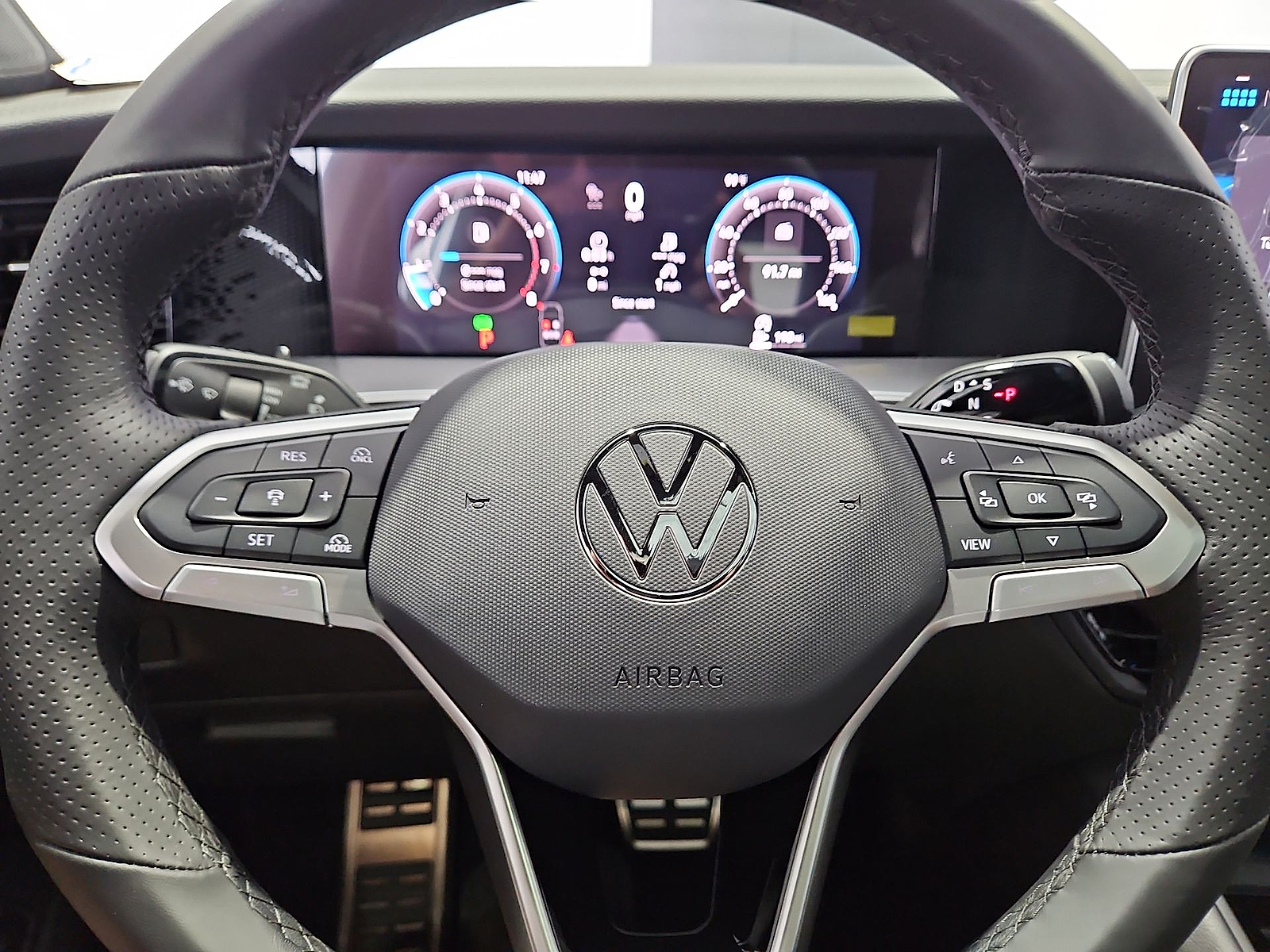 2026 Volkswagen Tiguan photo 21 of 22