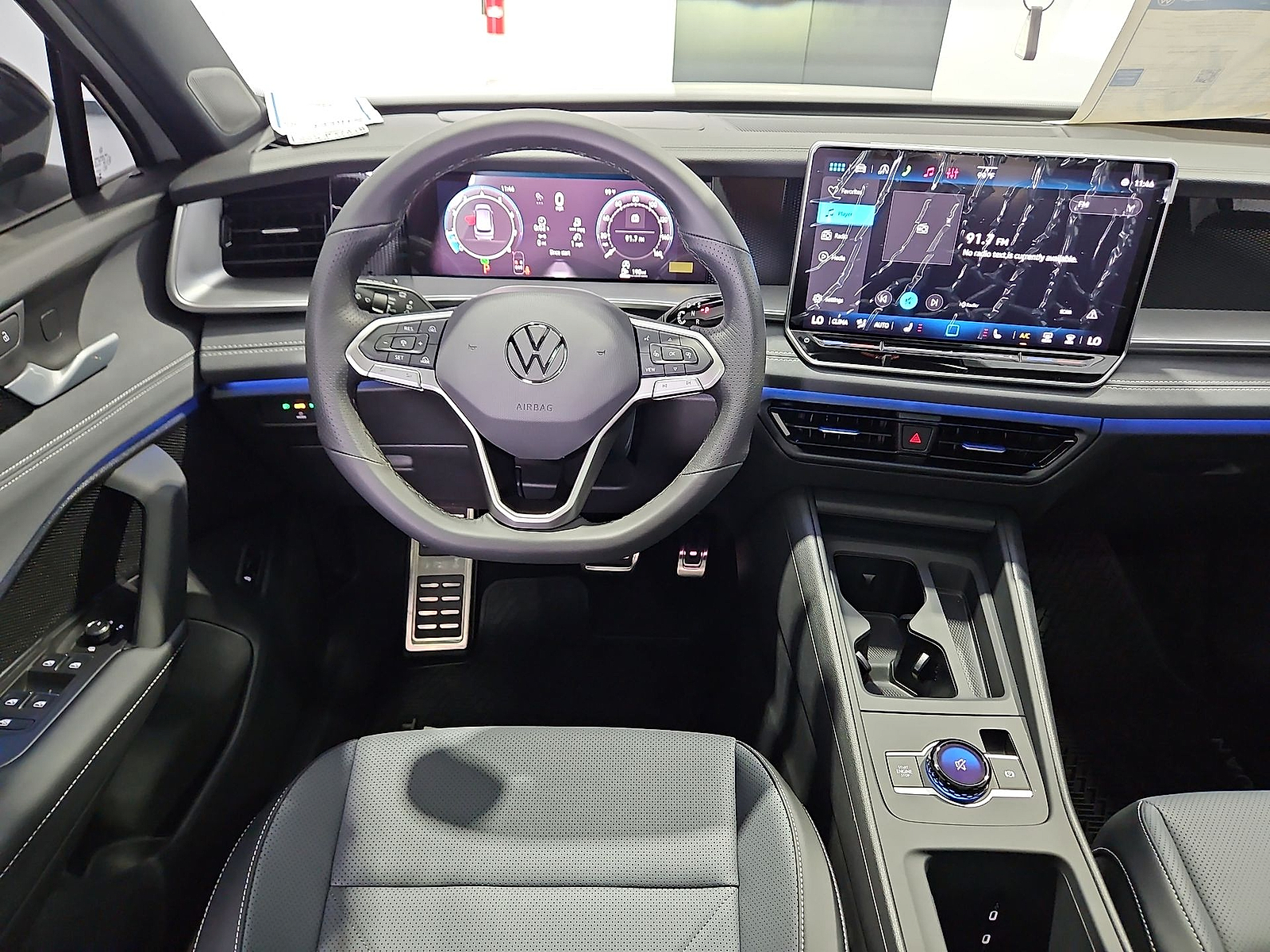 2026 Volkswagen Tiguan photo 14 of 22