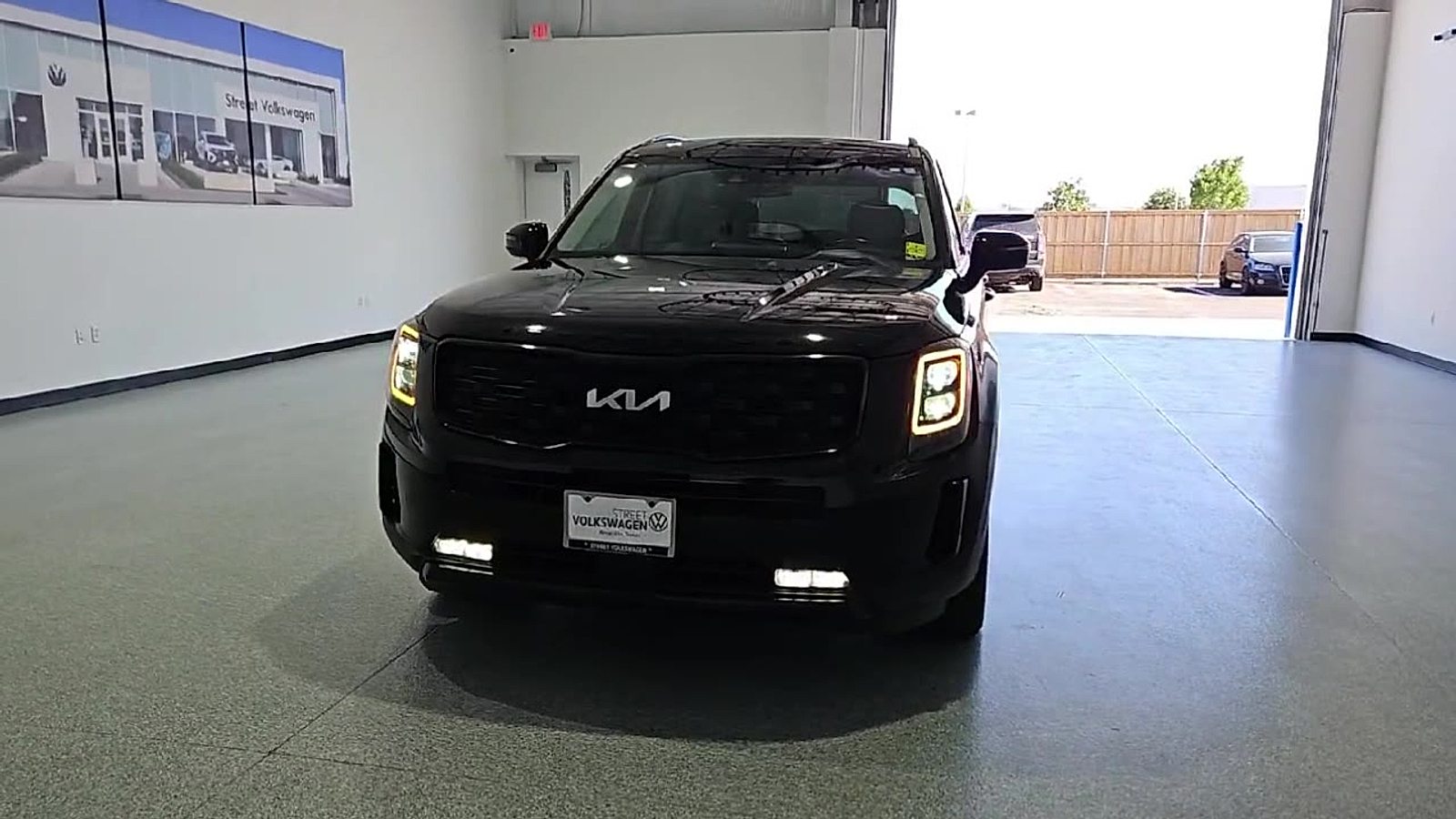 2022 Kia Telluride SX - 2