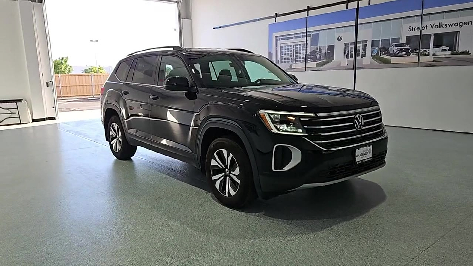 2026 Volkswagen Atlas SE - 1