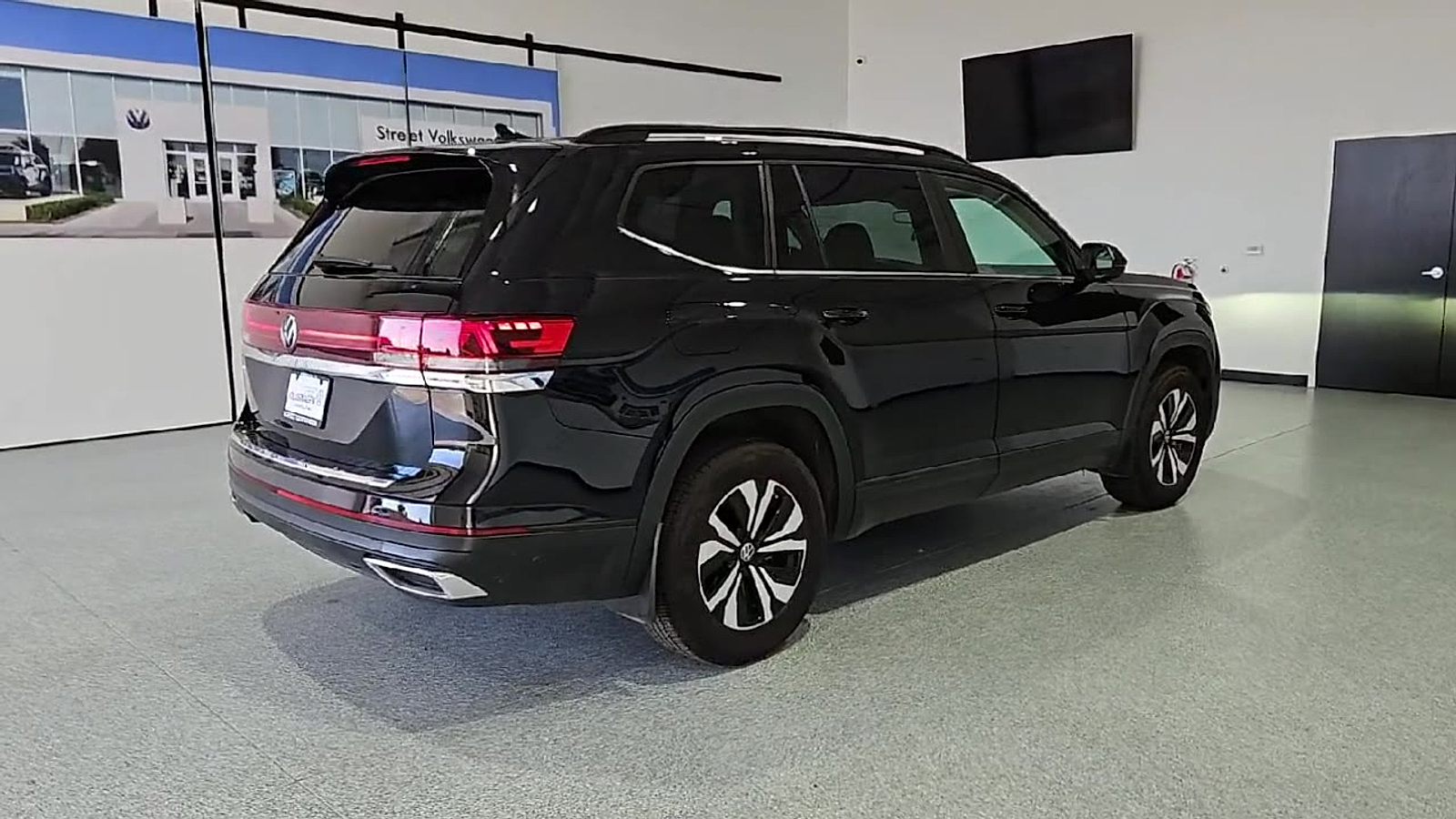 2026 Volkswagen Atlas SE - 7