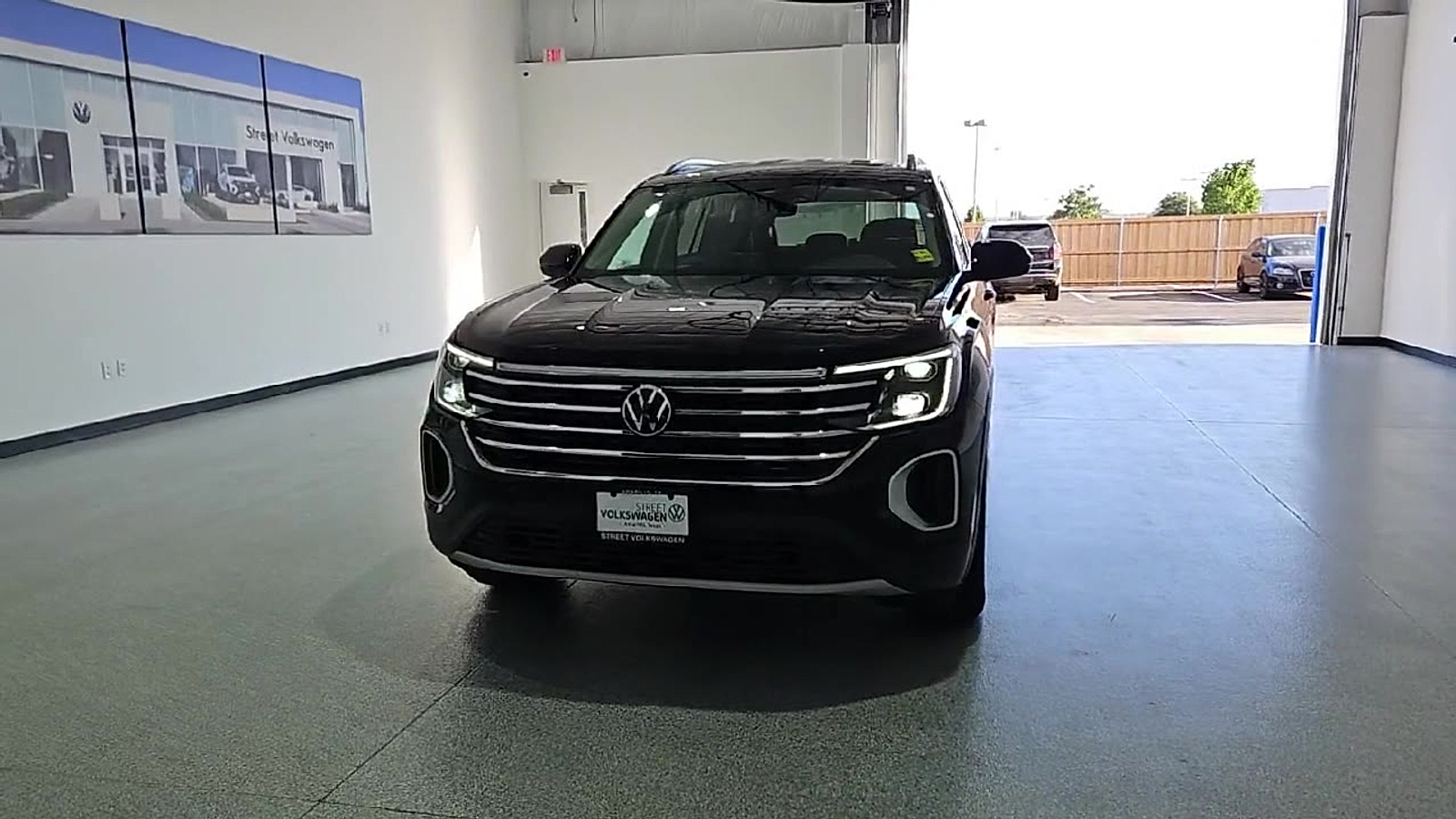 2026 Volkswagen Atlas SE - 2