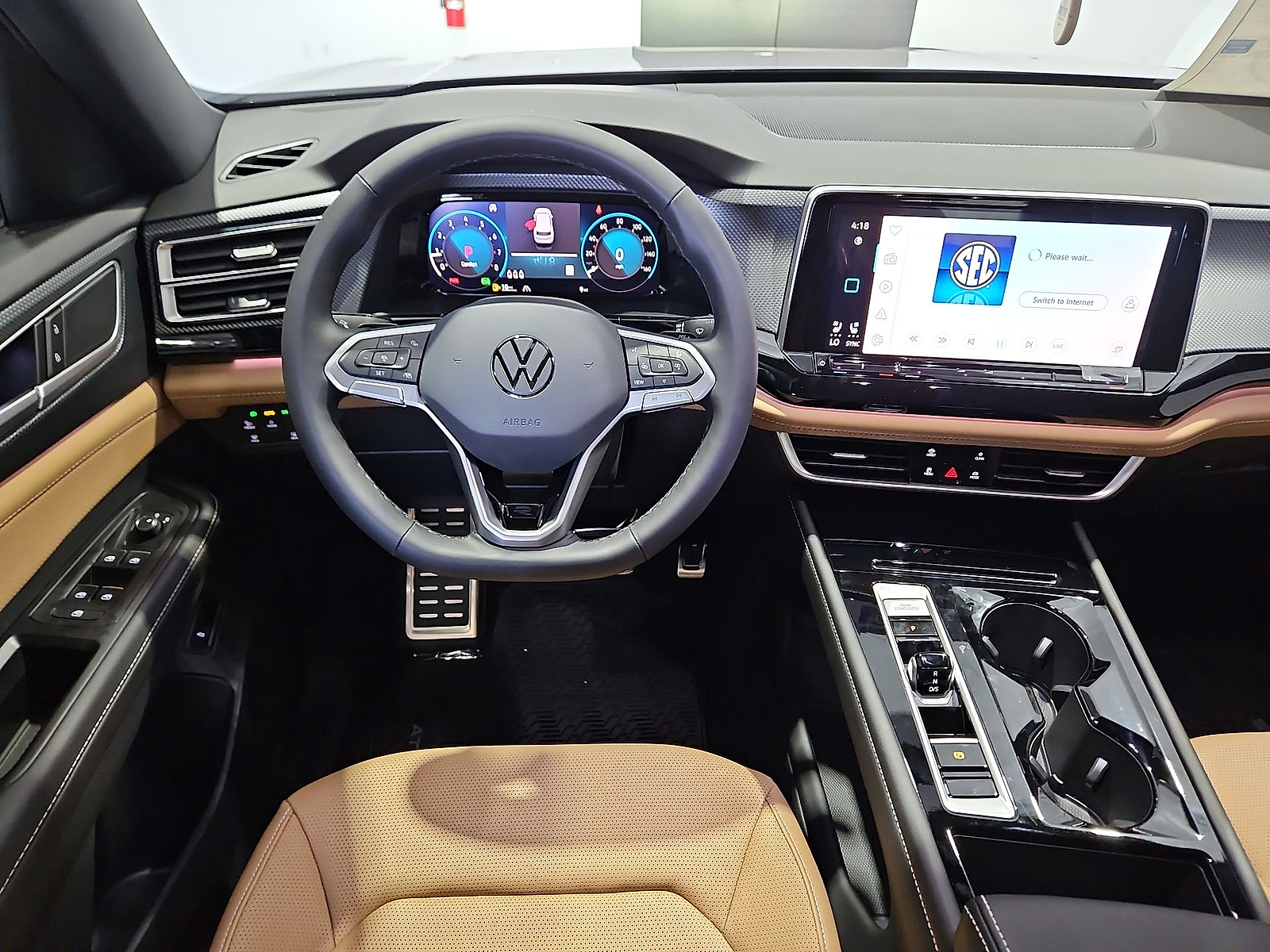 2026 Volkswagen Atlas Cross Sport photo 14 of 22