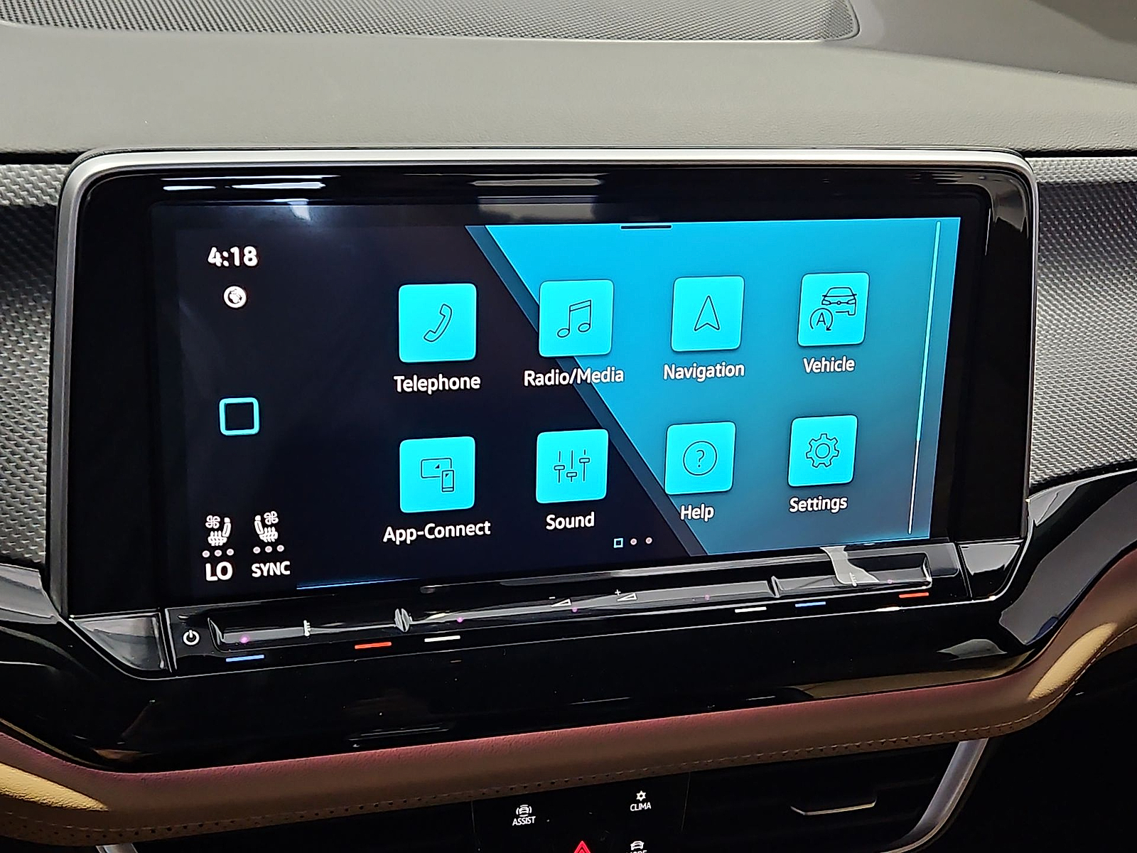 2026 Volkswagen Atlas Cross Sport photo 19 of 22