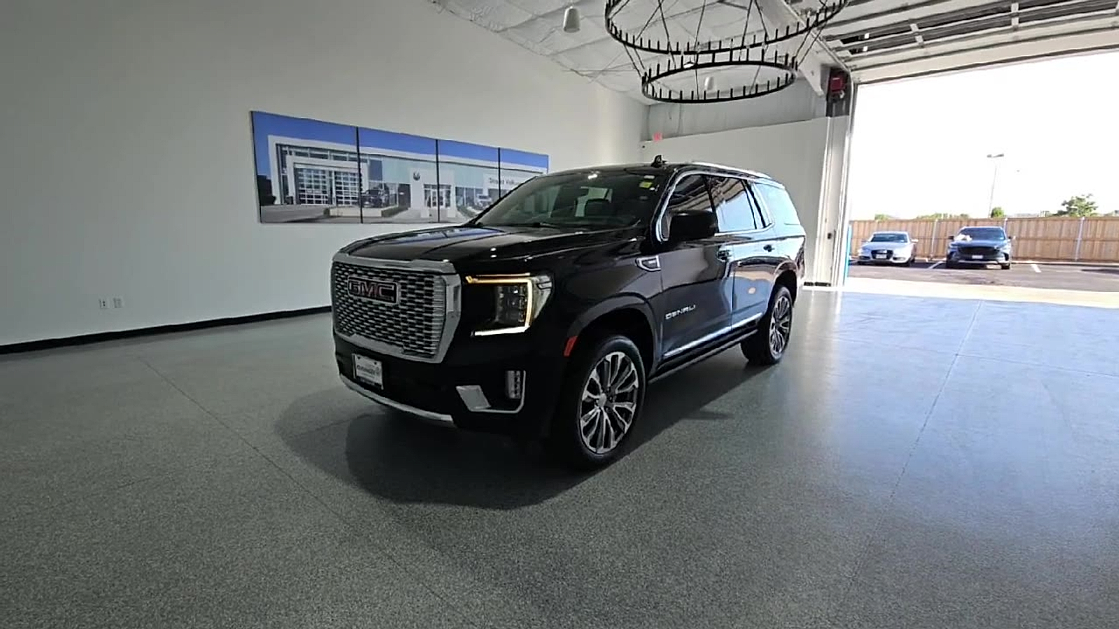 2021 GMC Yukon 4WD Denali - 3