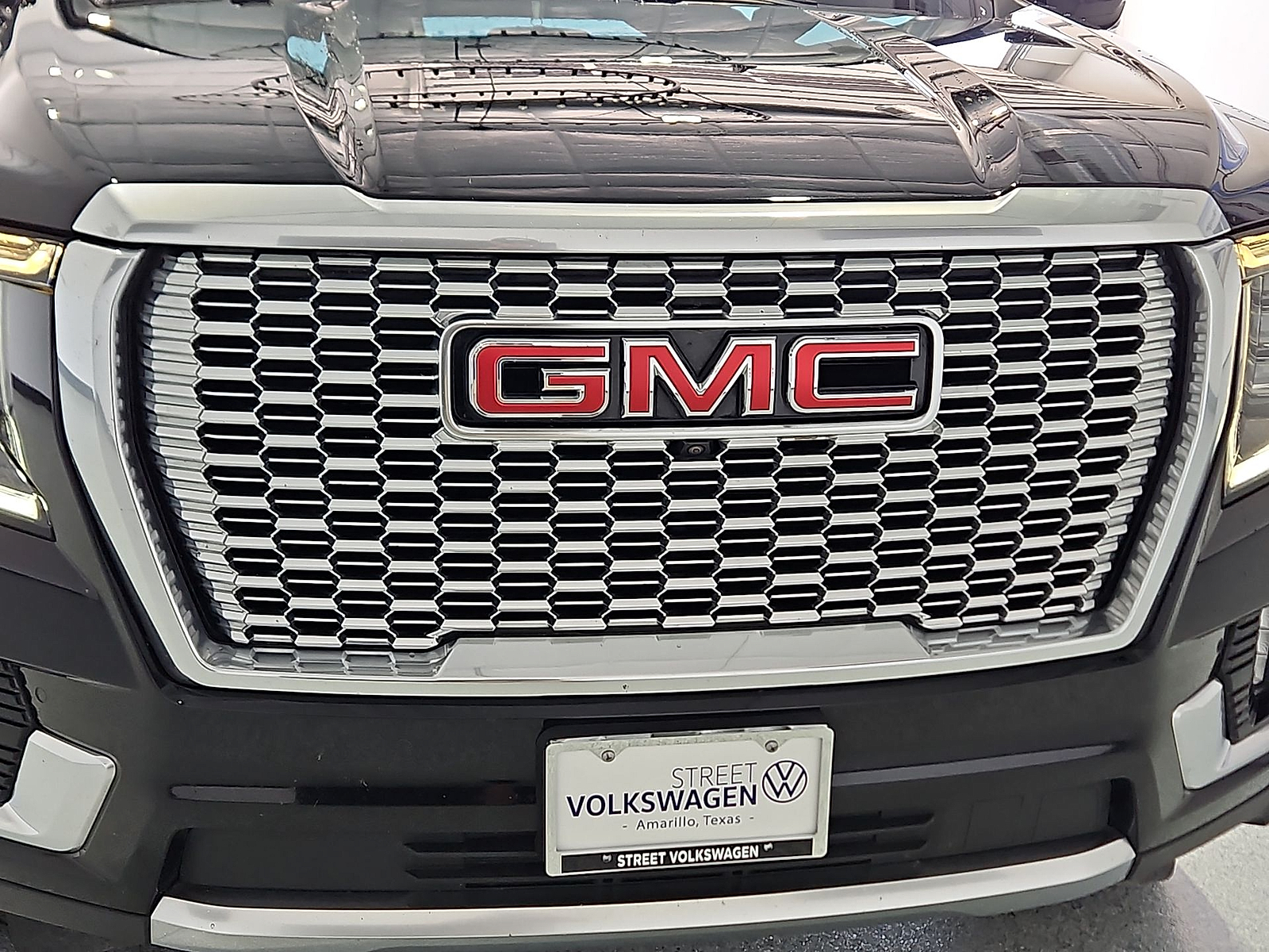 2021 GMC Yukon 4WD Denali - 9
