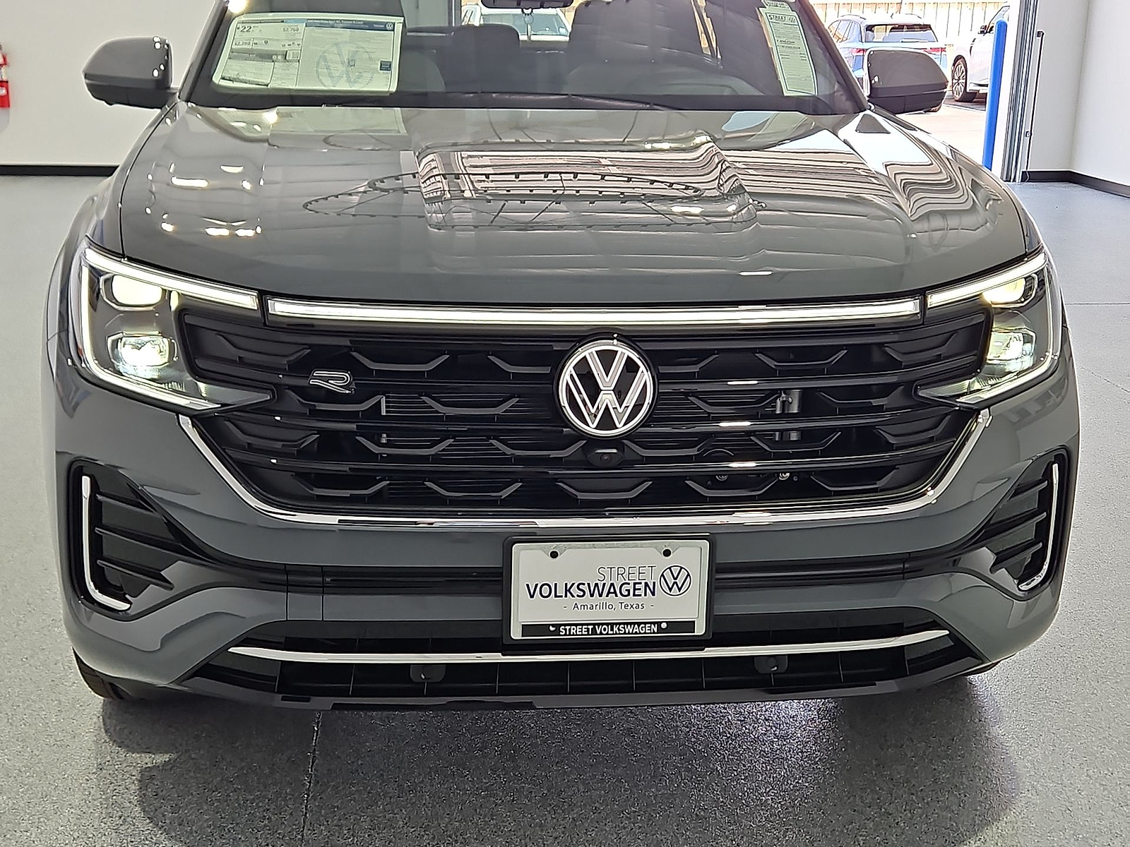 2026 Volkswagen Atlas Cross Sport photo 10 of 22