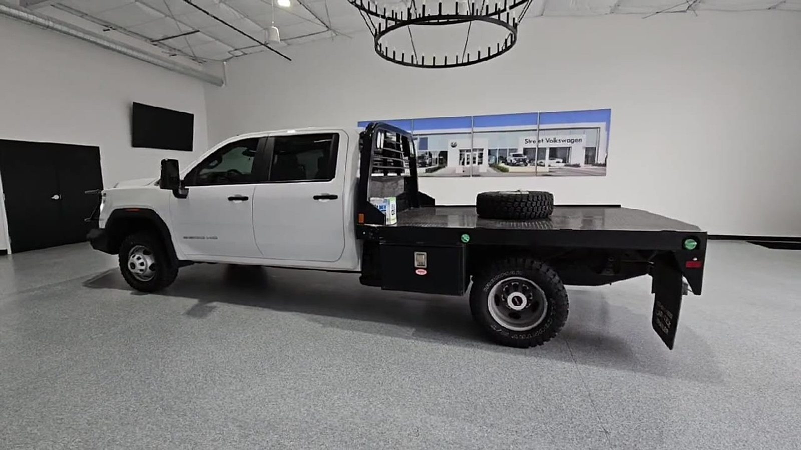 2021 GMC Sierra 3500HD Chassis - 5