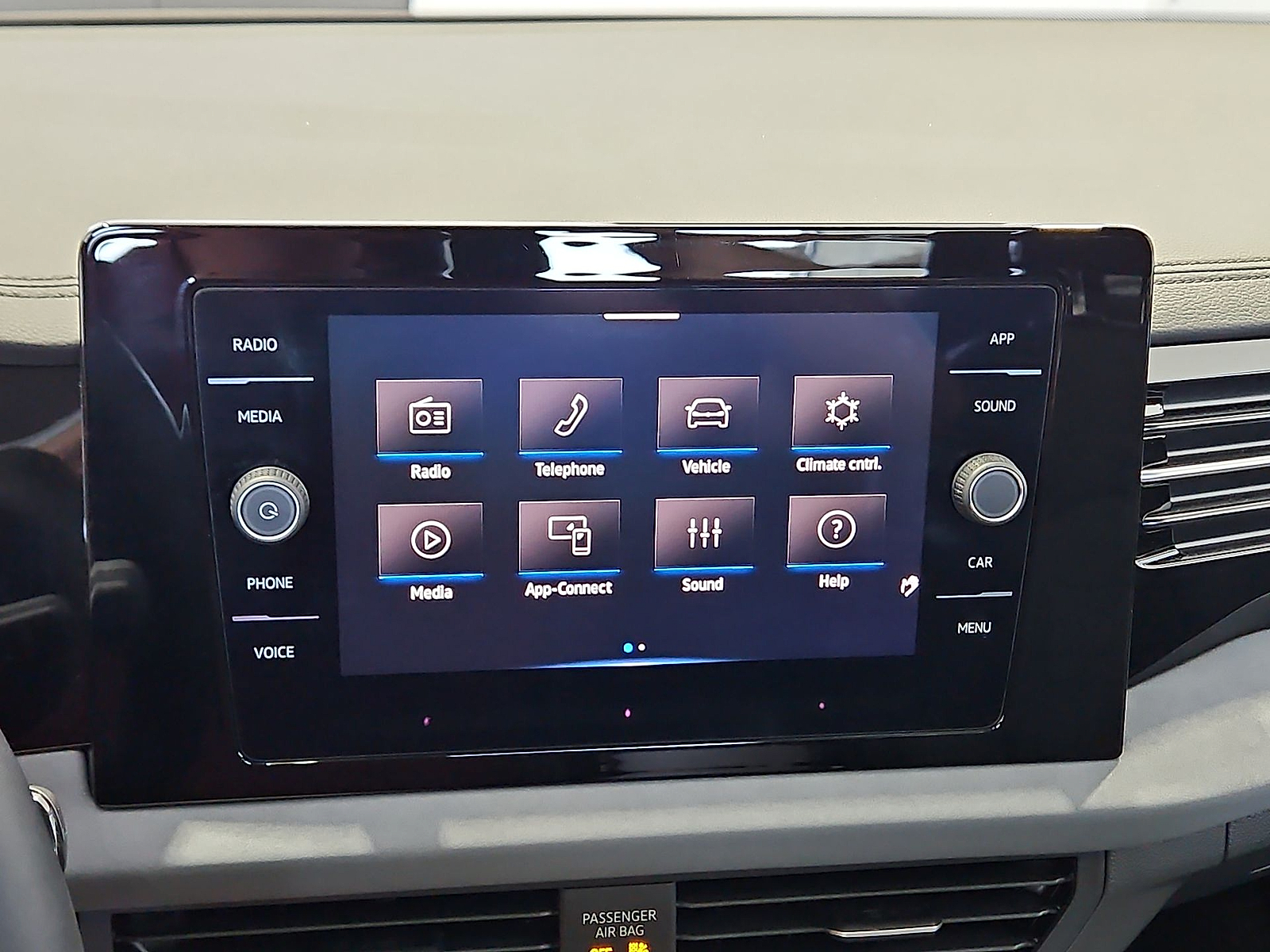 2025 Volkswagen Jetta 1.5T SE Deep Black at Bobby Duby Motors