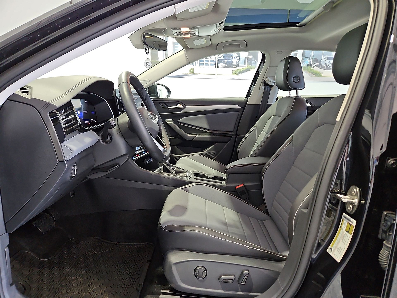 2025 Volkswagen Jetta 1.5T SE Deep Black at Bobby Duby Motors