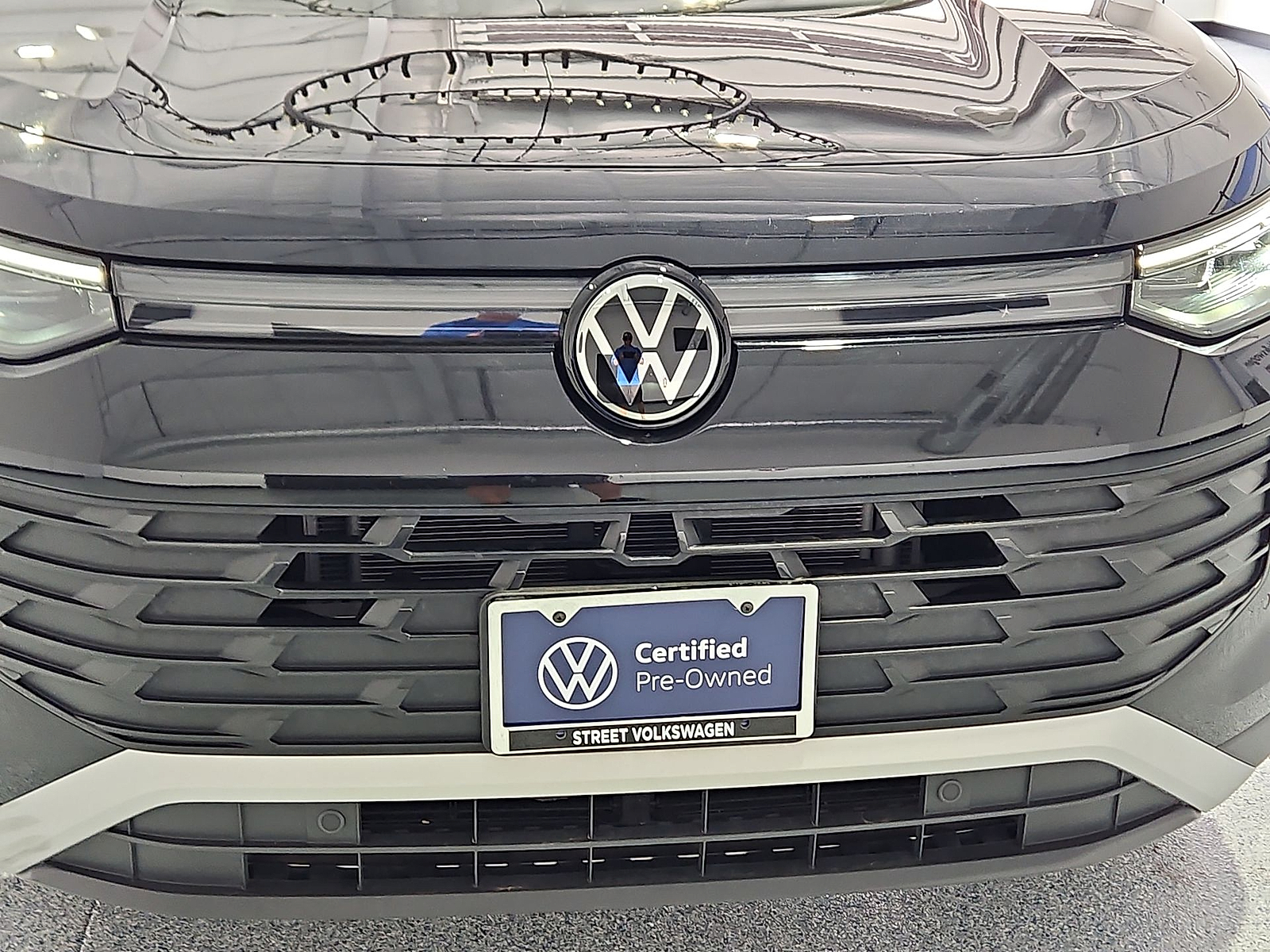 2025 Volkswagen Tiguan 2.0T SE Deep Black at Street VW of Amarillo