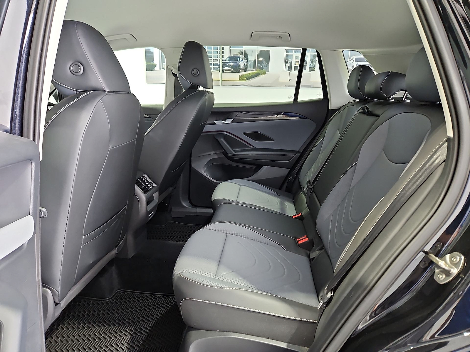 2025 Volkswagen Tiguan 2.0T SE Deep Black at Street VW of Amarillo