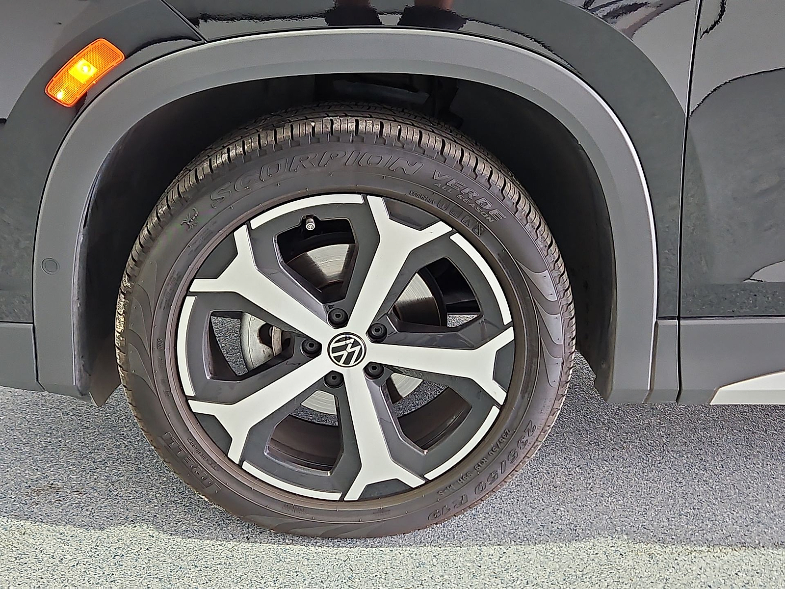 2025 Volkswagen Tiguan 2.0T SE Deep Black at Street VW of Amarillo