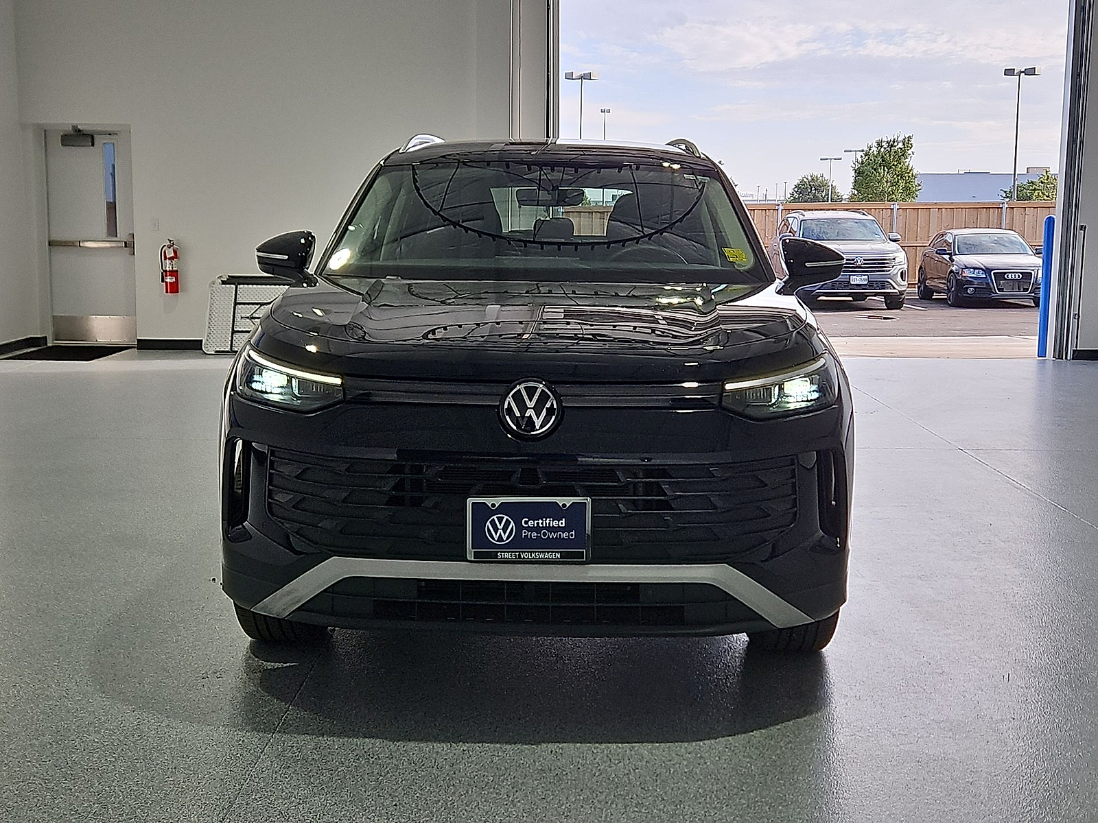 2025 Volkswagen Tiguan 2.0T SE Deep Black at Street VW of Amarillo