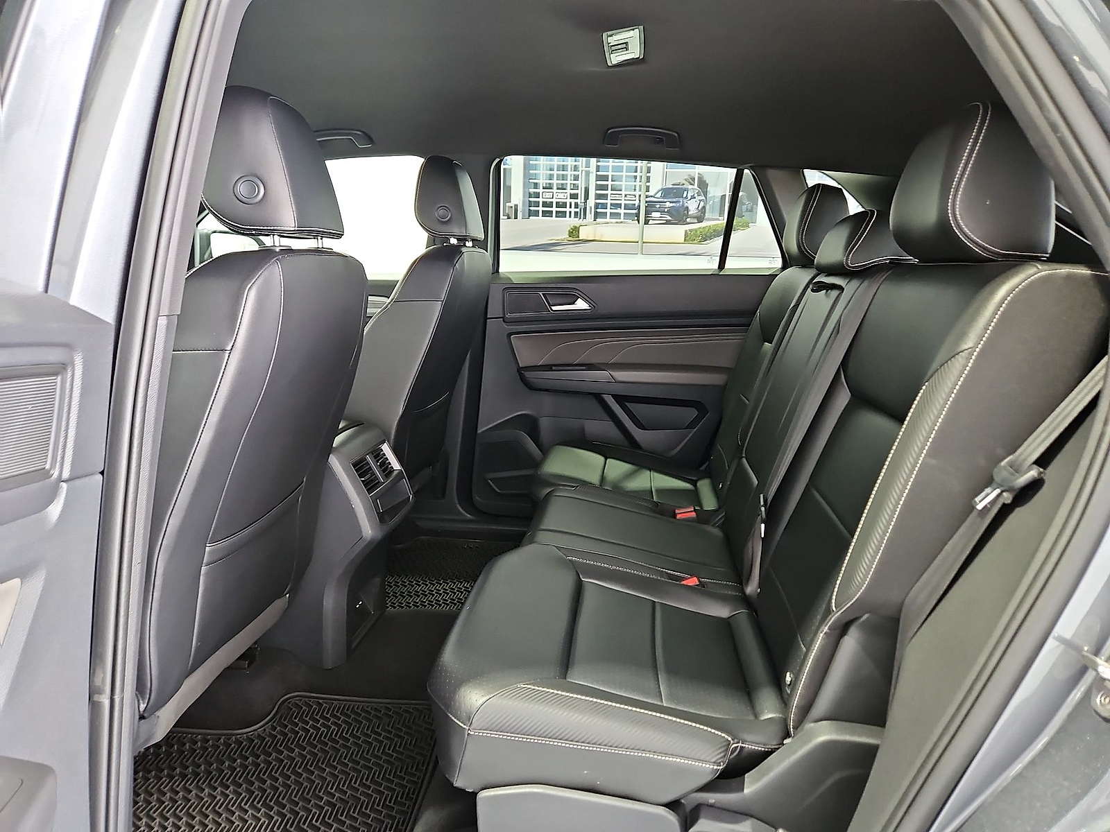 2022 Volkswagen Atlas Cross Sport 2.0T SE w/Technology Platinum Gray Metallic at Street VW of Amarillo