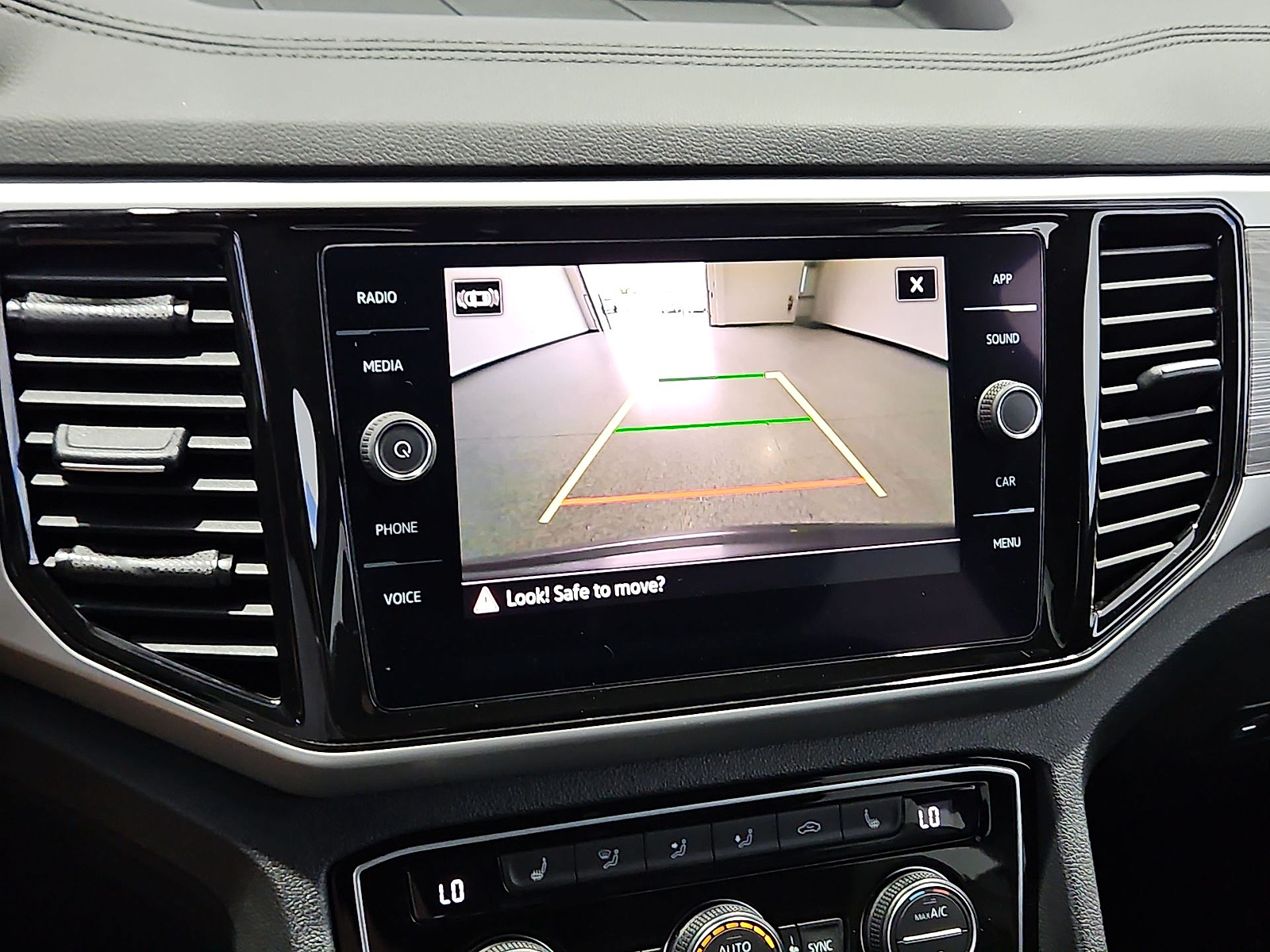 2022 Volkswagen Atlas Cross Sport 2.0T SE w/Technology Platinum Gray Metallic at Street VW of Amarillo