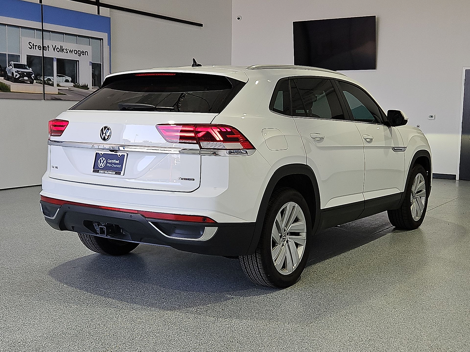 2023 Volkswagen Atlas Cross Sport 3.6L V6 SE w/Technology - 7