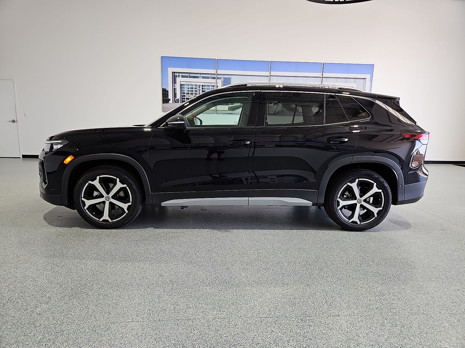 2026 Volkswagen Tiguan SE Deep Black Pearl at Street VW of Amarillo