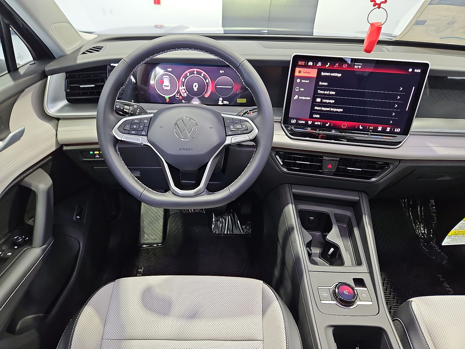 2026 Volkswagen Tiguan SE Deep Black Pearl at Street VW of Amarillo