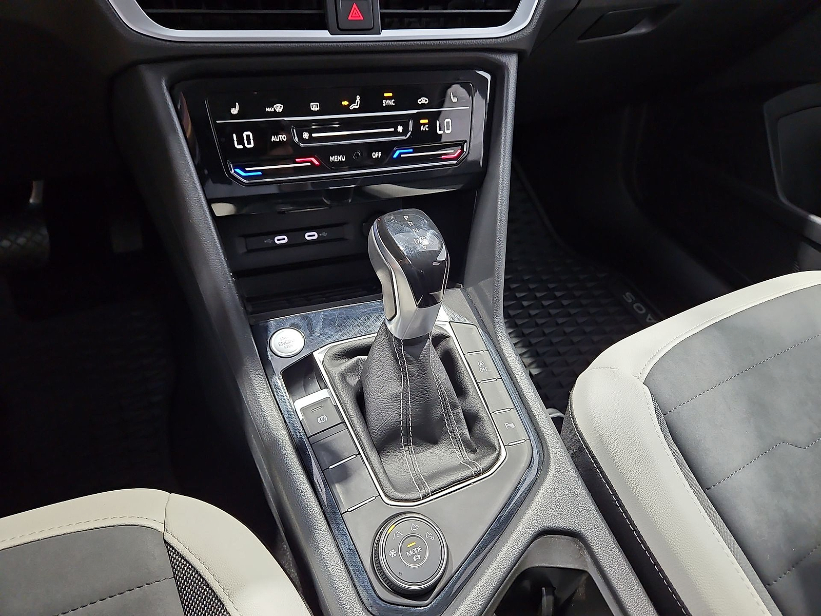 2025 Volkswagen Taos 1.5T SE Pure White at Street VW of Amarillo