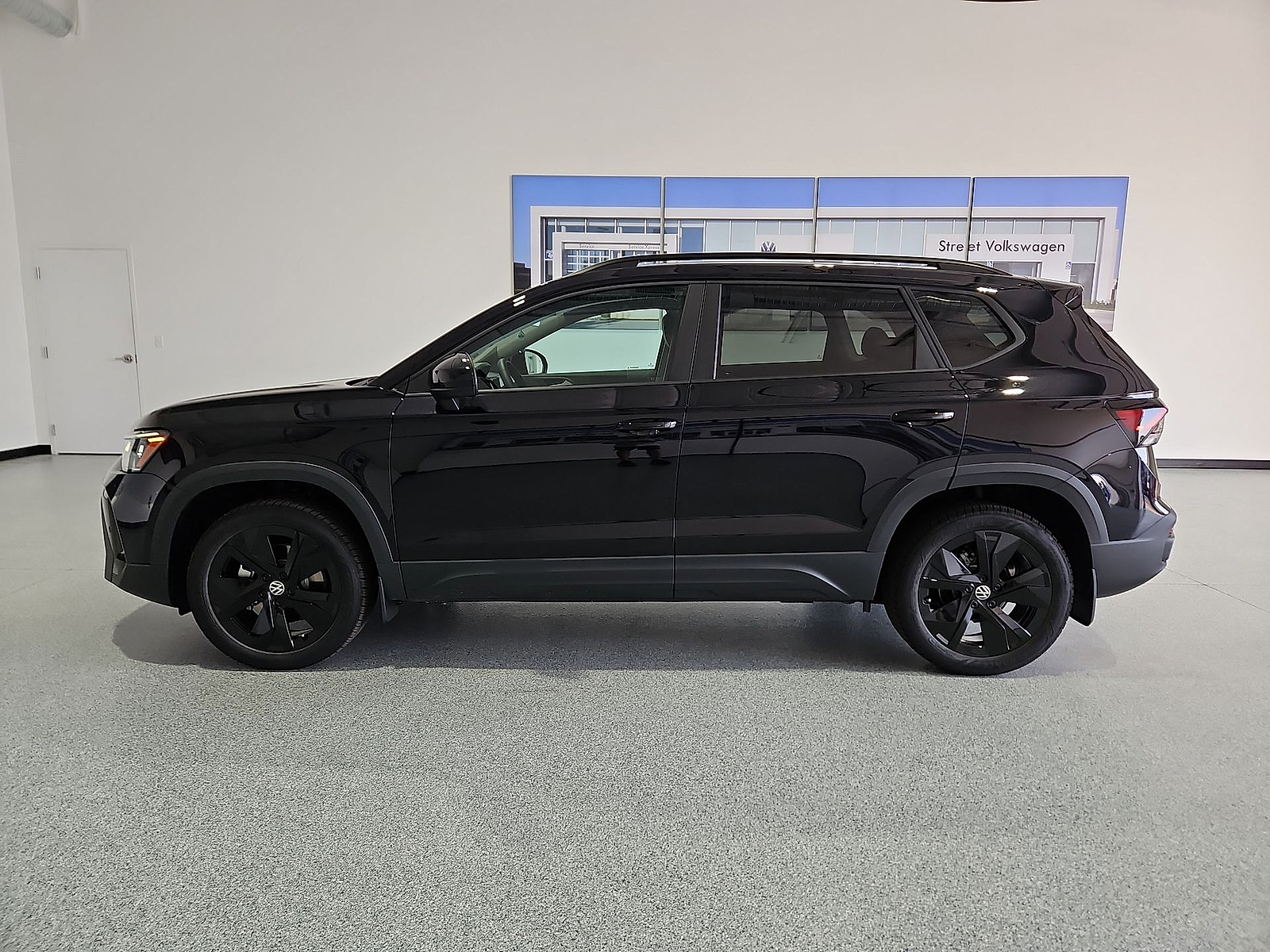 2026 Volkswagen Taos SE Black Deep Black Pearl at Street VW of Amarillo