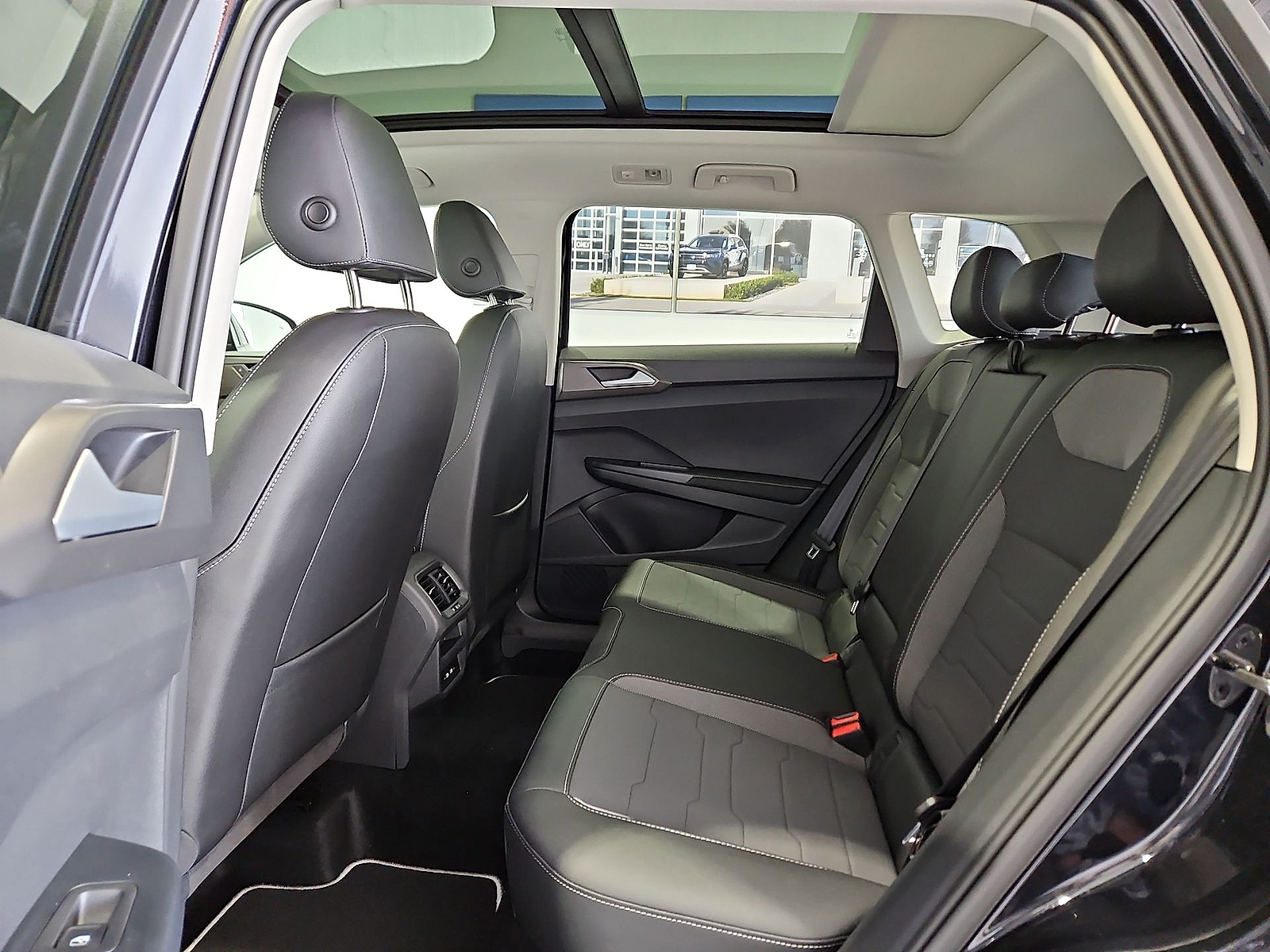 2026 Volkswagen Taos SE Black Deep Black Pearl at Street VW of Amarillo
