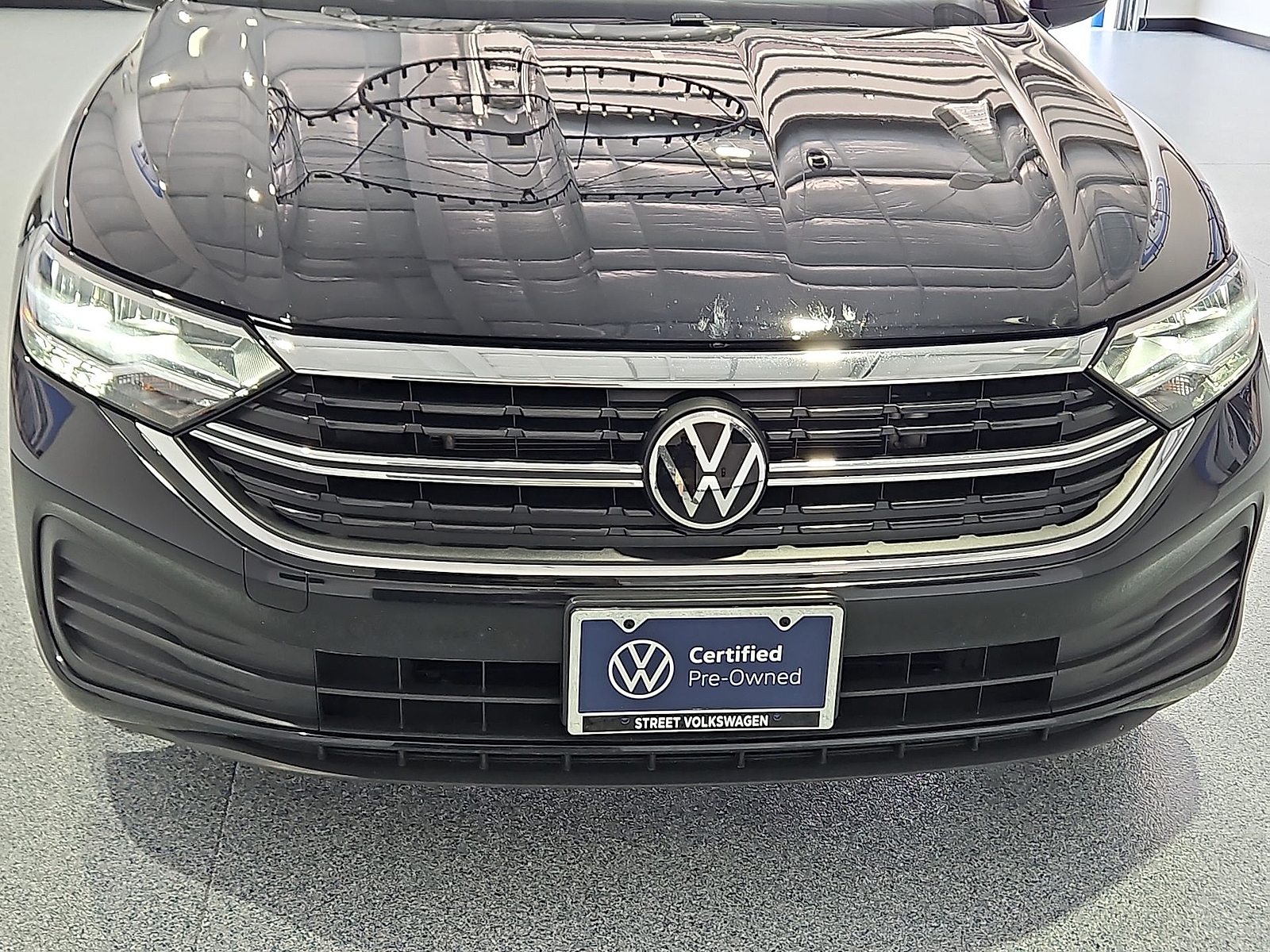 2024 Volkswagen Jetta 1.5T SE Deep Black at Bobby Duby Motors