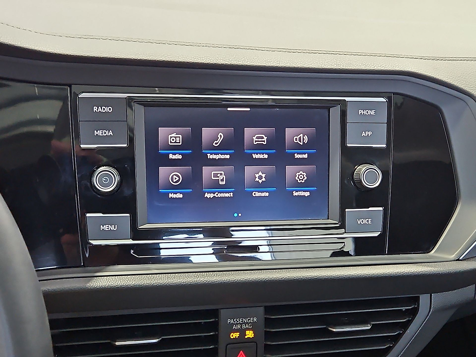 2024 Volkswagen Jetta 1.5T SE Deep Black at Bobby Duby Motors
