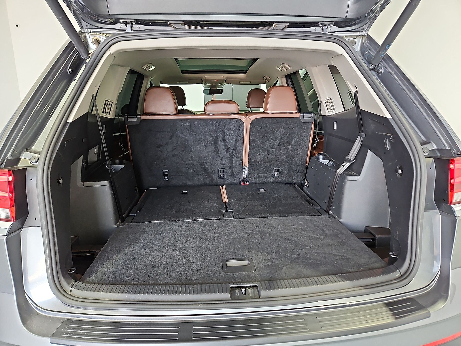 2022 Volkswagen Atlas 3.6L V6 SEL Platinum Gray Metallic at Street VW of Amarillo
