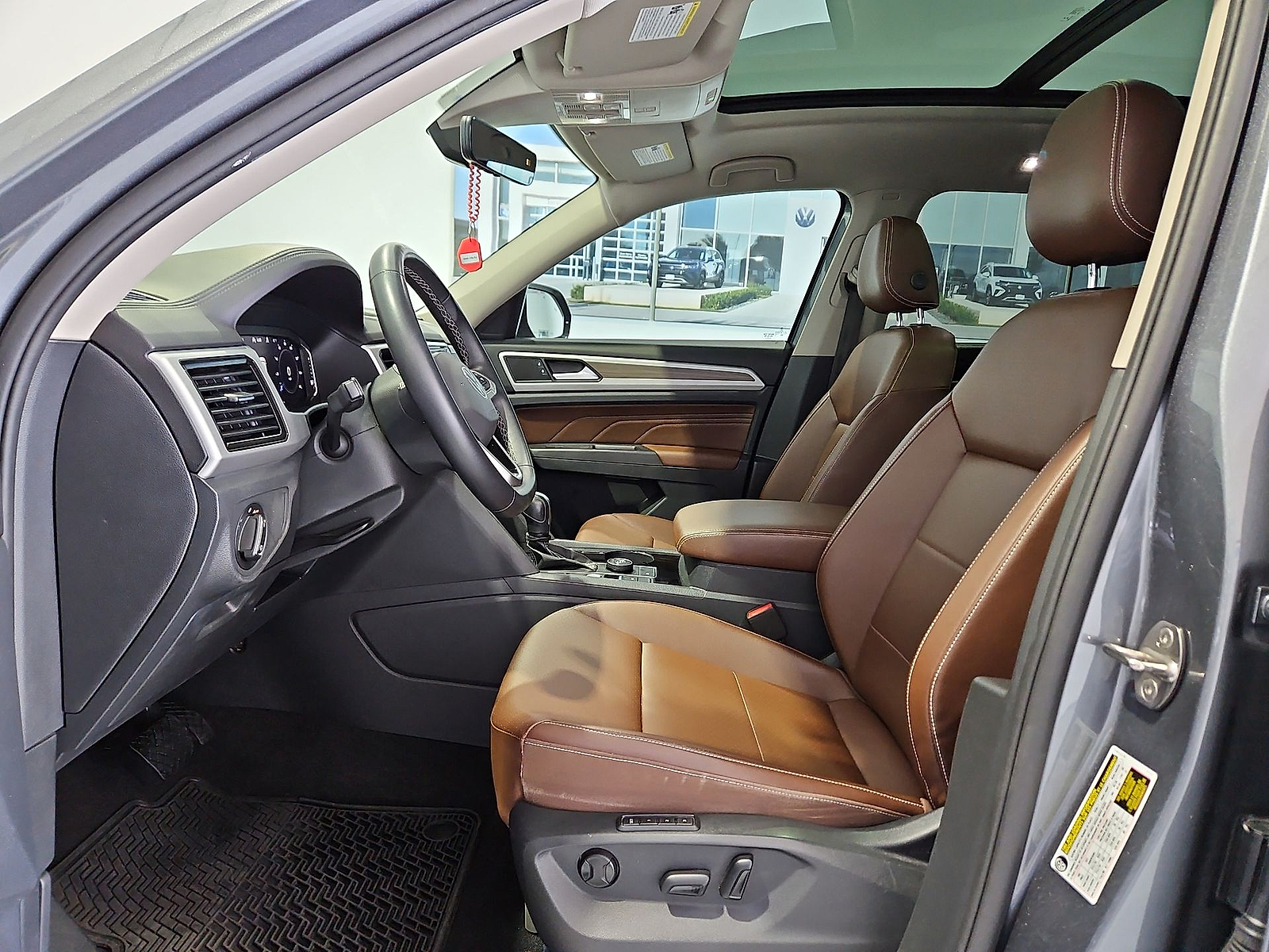 2022 Volkswagen Atlas 3.6L V6 SEL Platinum Gray Metallic at Street VW of Amarillo