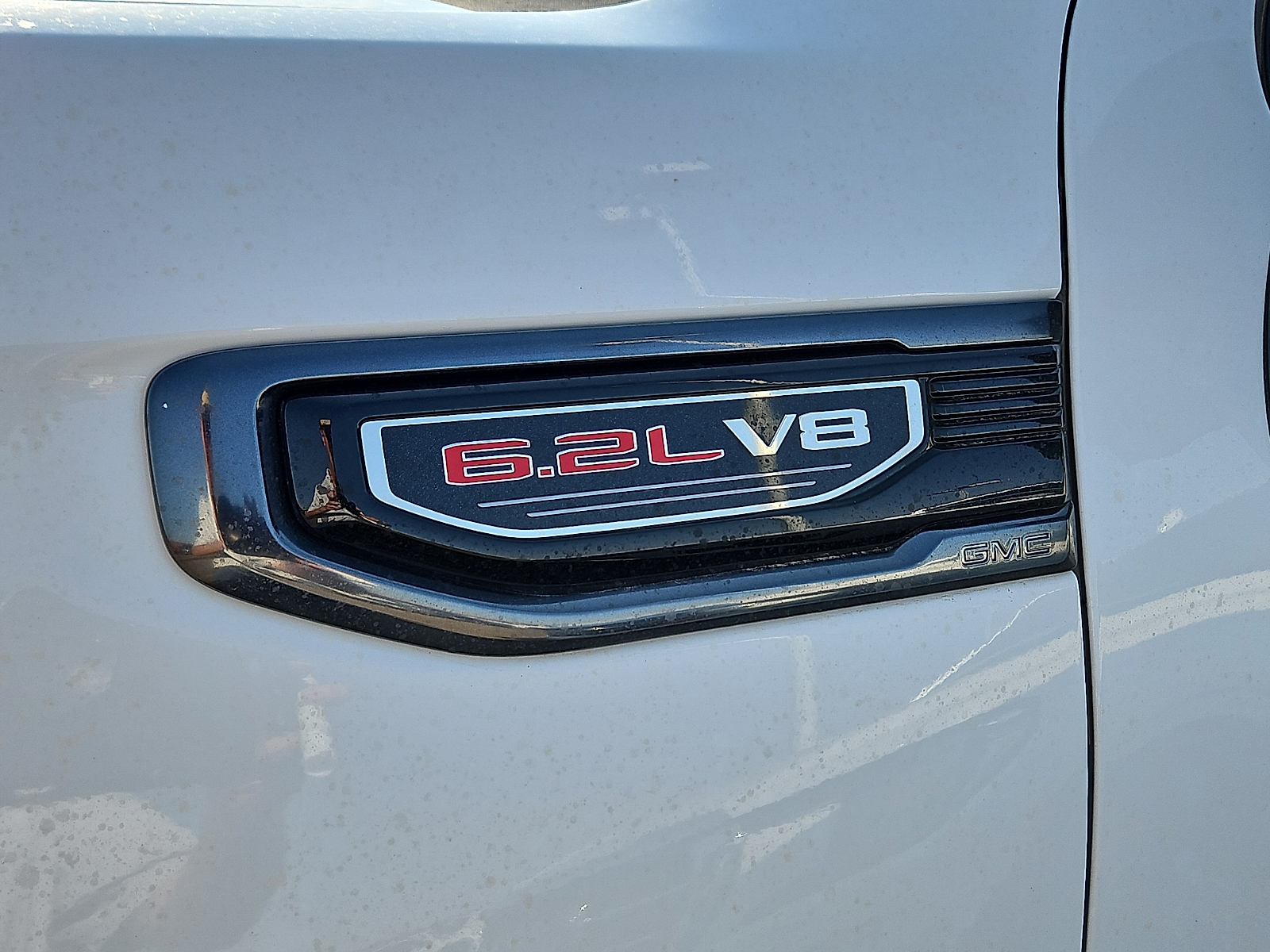 2023 GMC Sierra 1500 4WD Crew Cab Short Box AT4 - 1