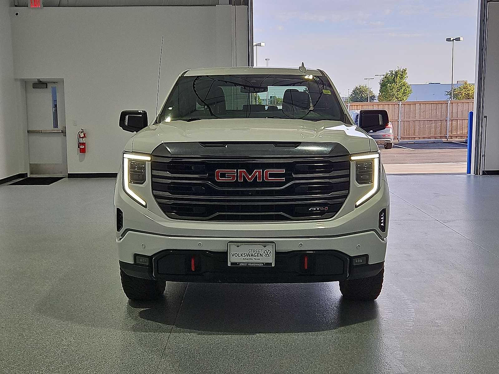2023 GMC Sierra 1500 4WD Crew Cab Short Box AT4 - 2