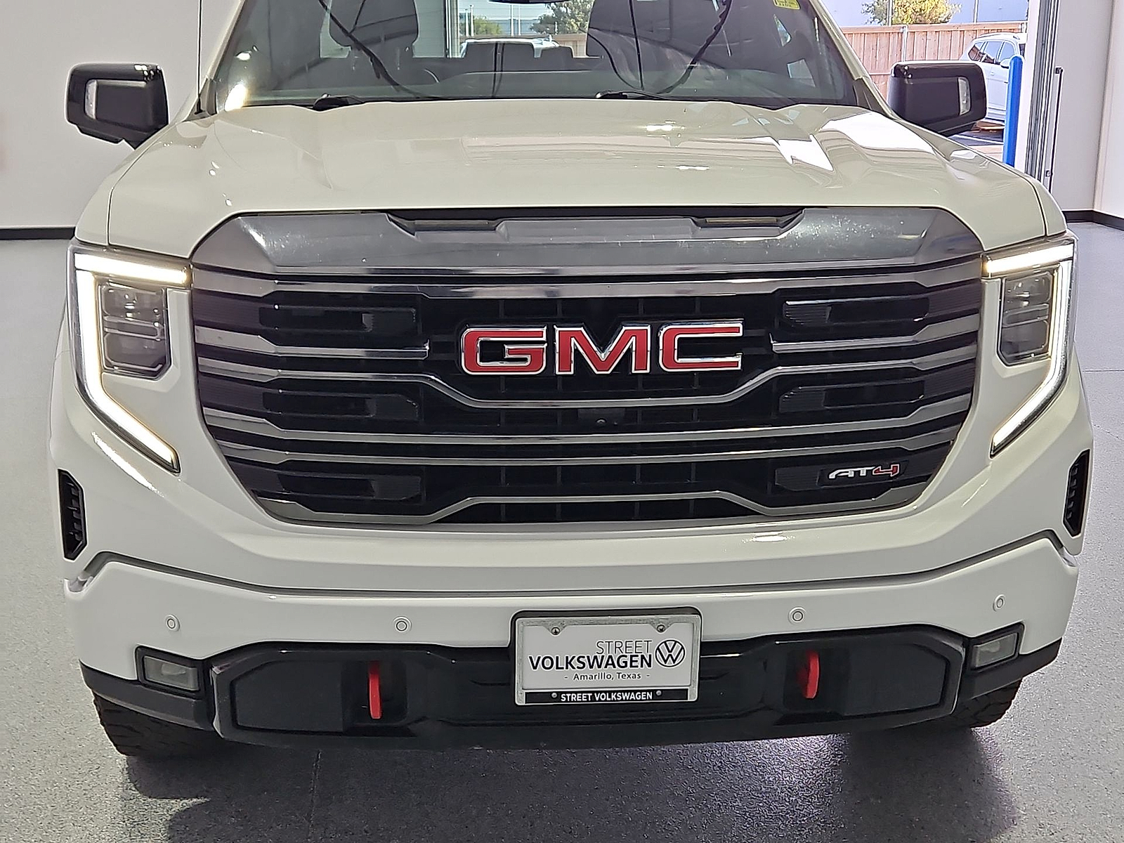 2023 GMC Sierra 1500 4WD Crew Cab Short Box AT4 - 9